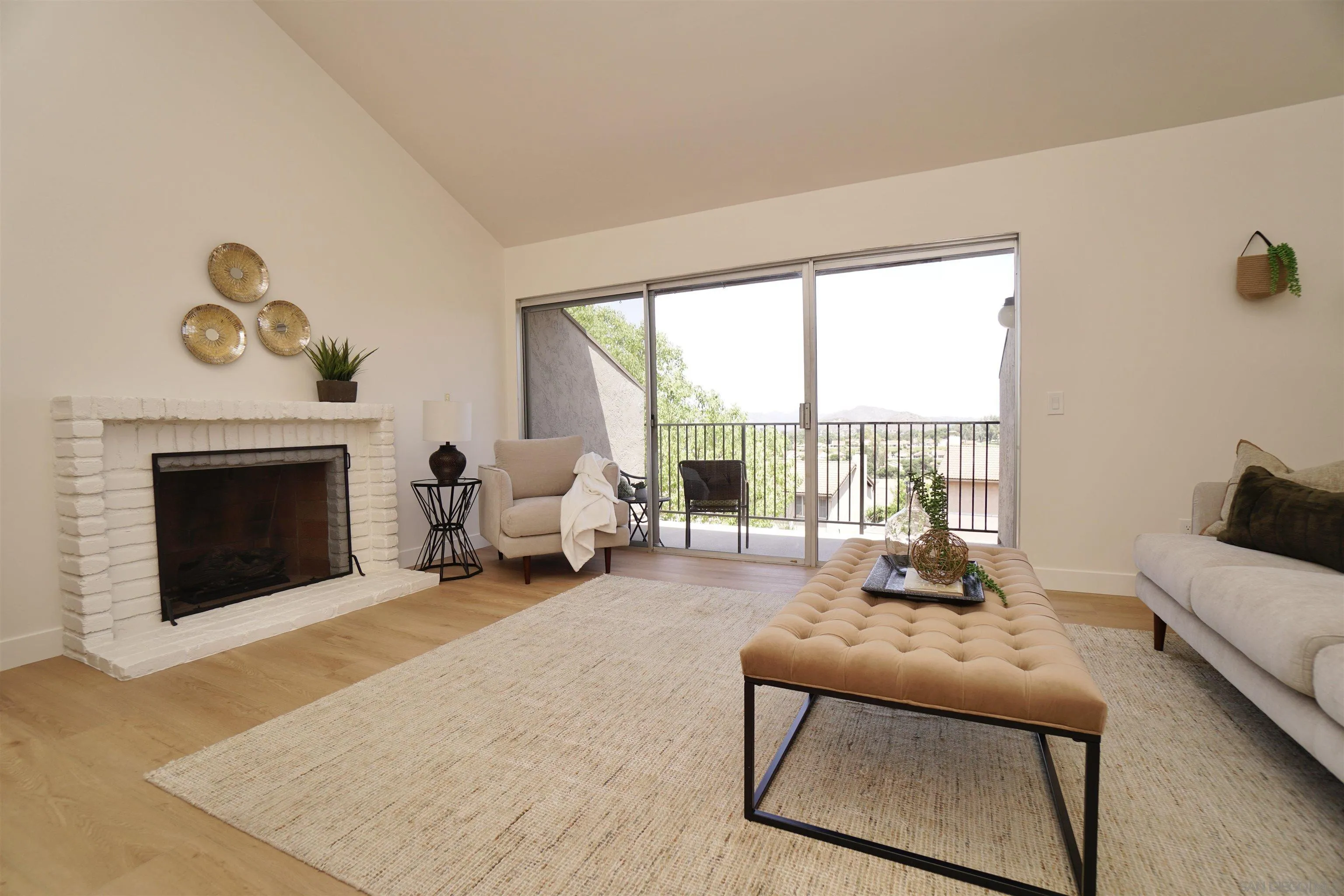 17404 Plaza Otonal