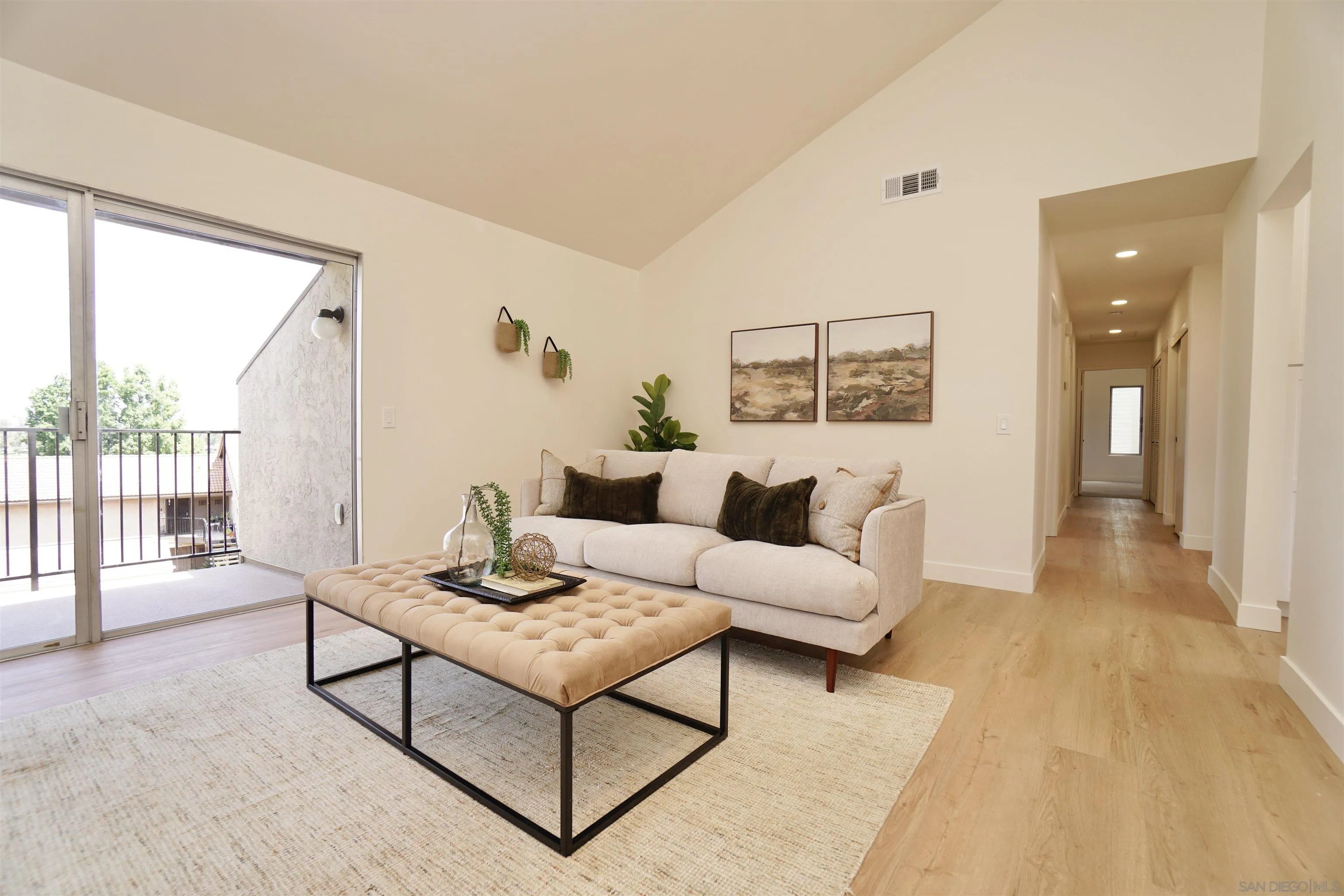 17404 Plaza Otonal