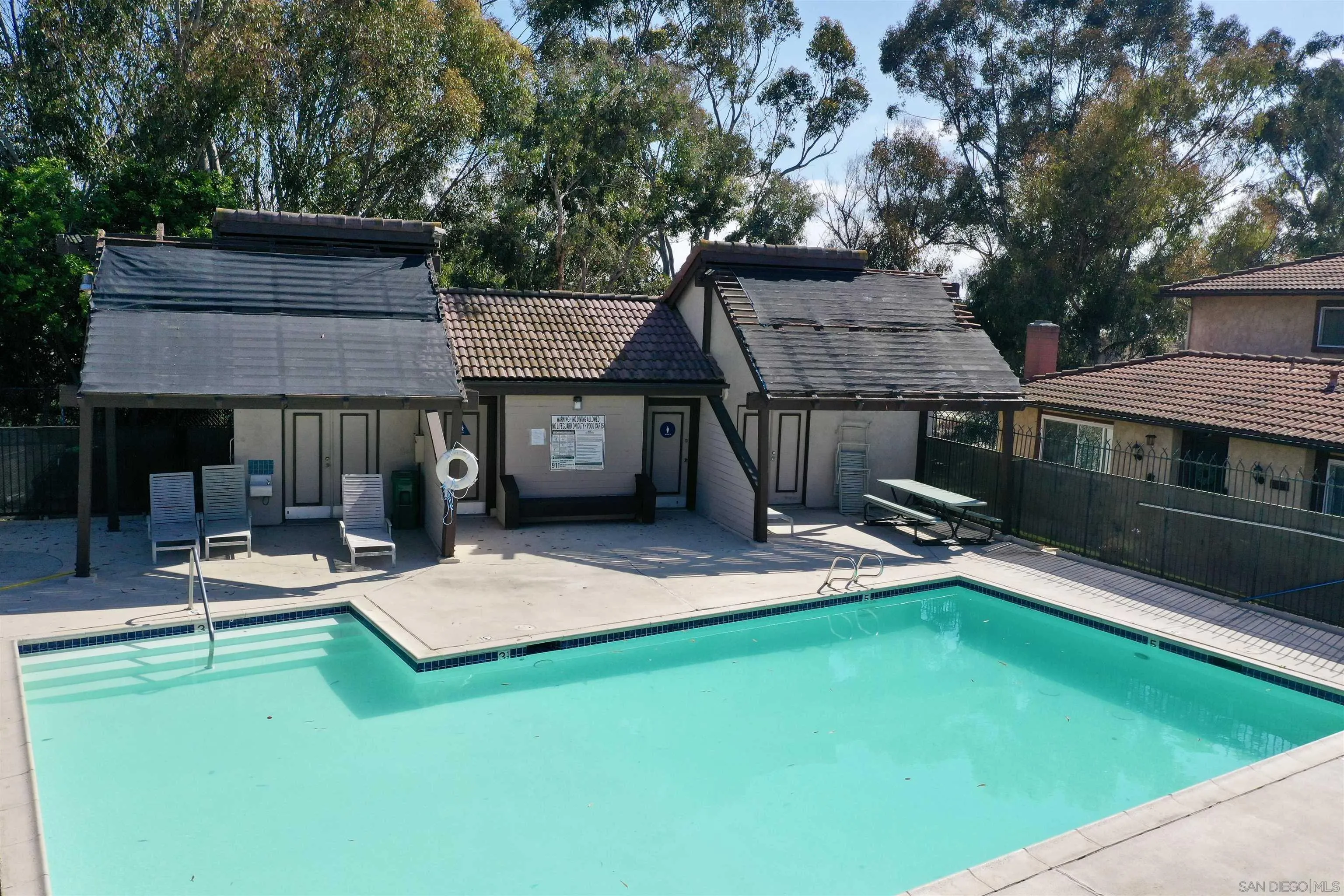 1570 Monterey Pine Dr Unit C