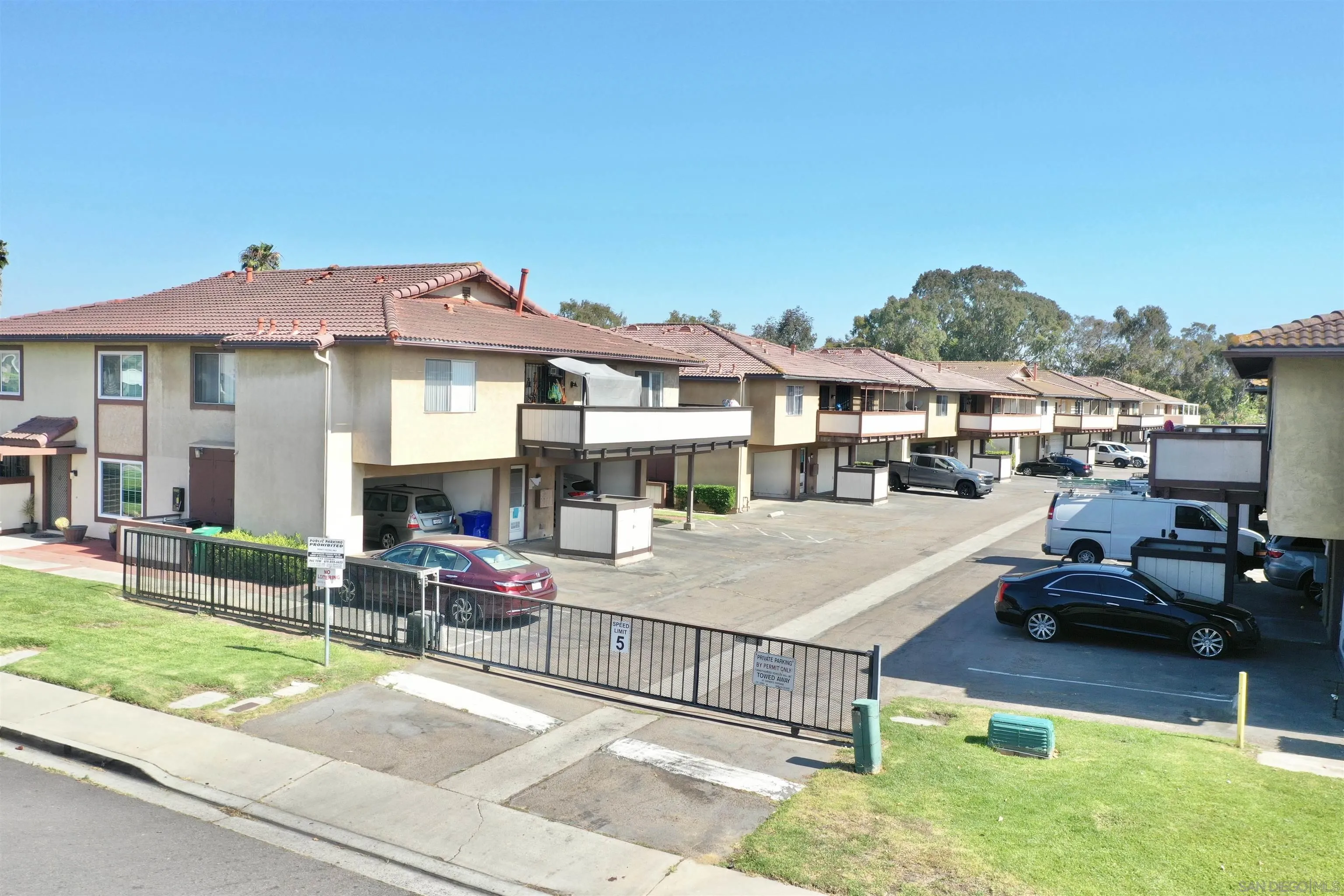 1570 Monterey Pine Dr Unit C