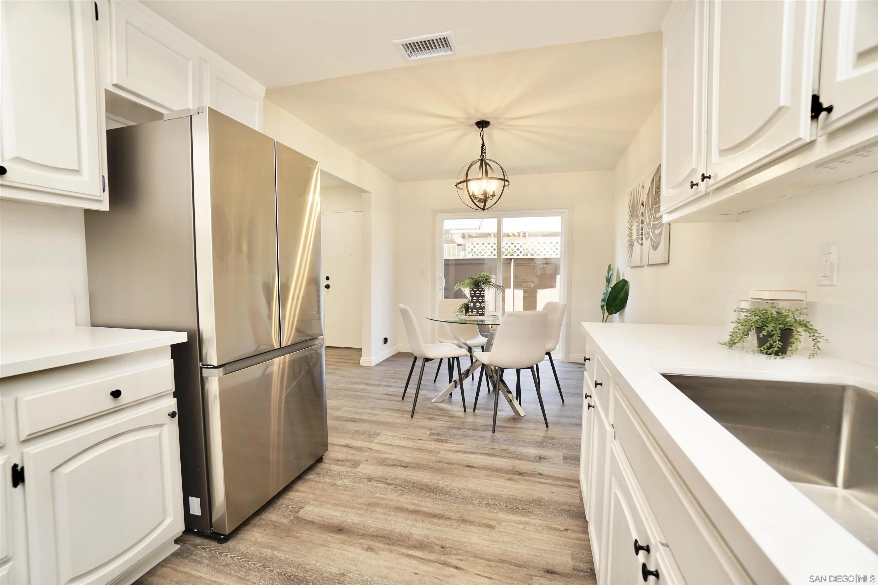 1570 Monterey Pine Dr Unit C