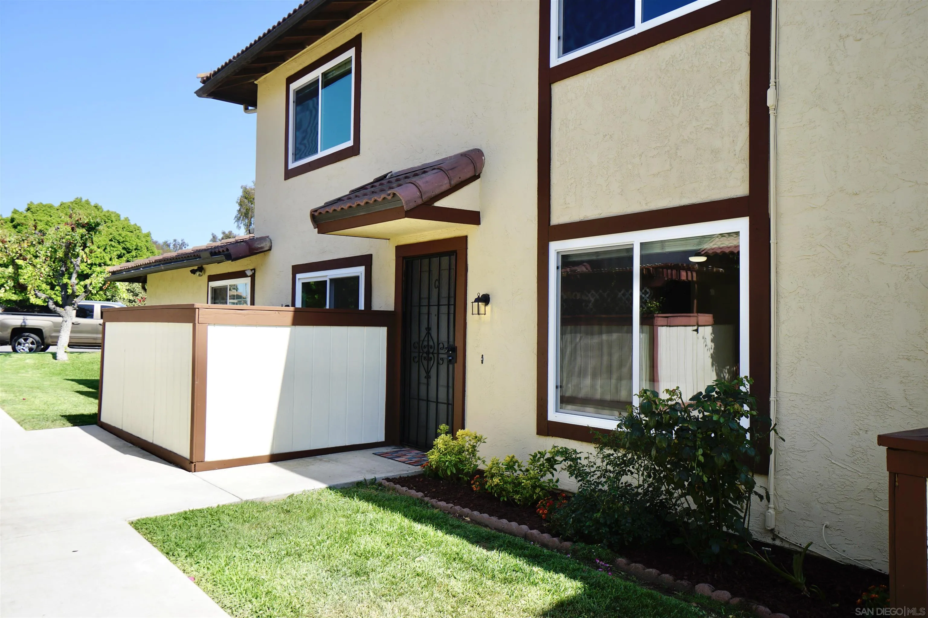 1570 Monterey Pine Dr Unit C