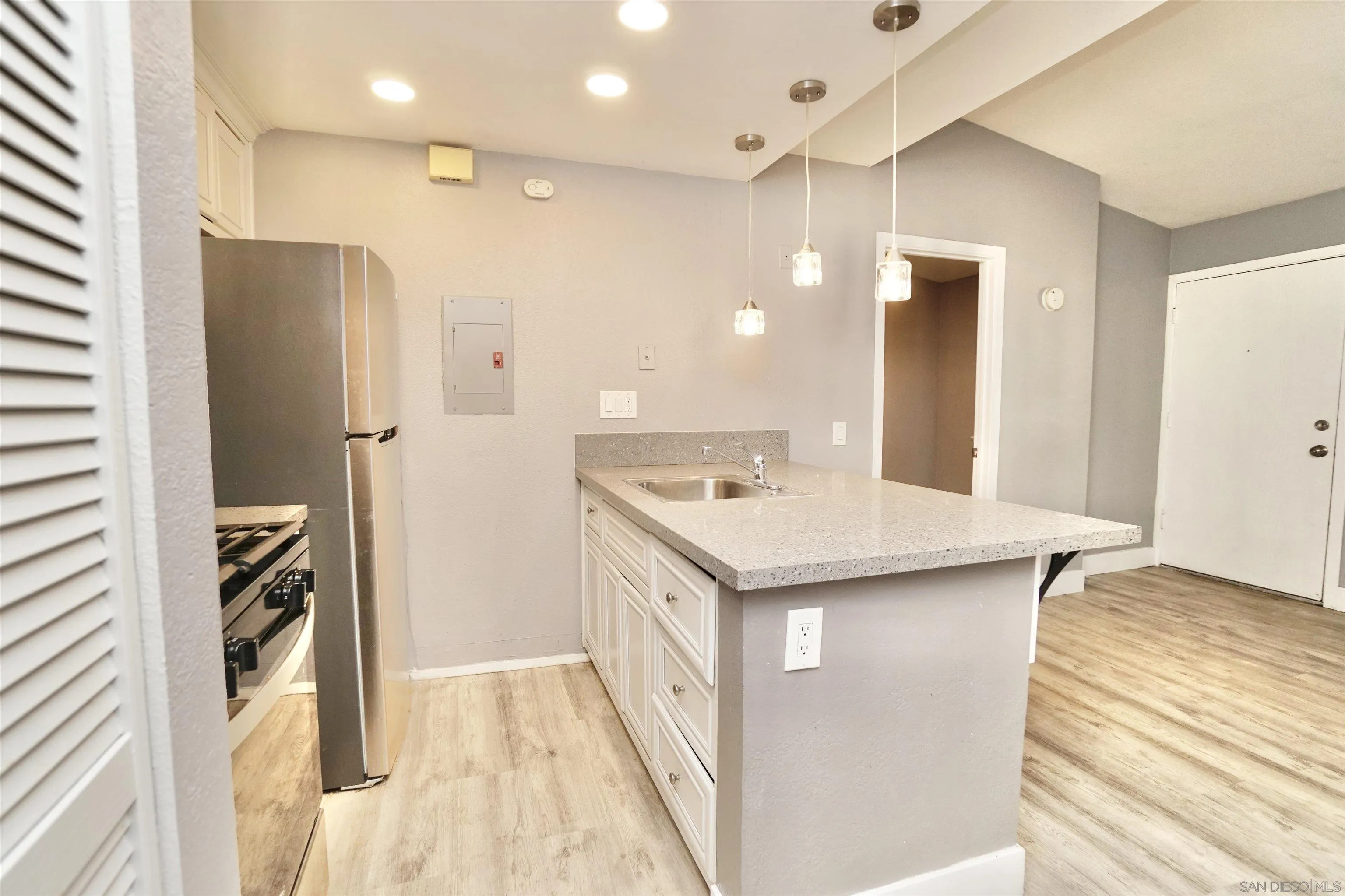 2007 Dairy Mart Unit 12