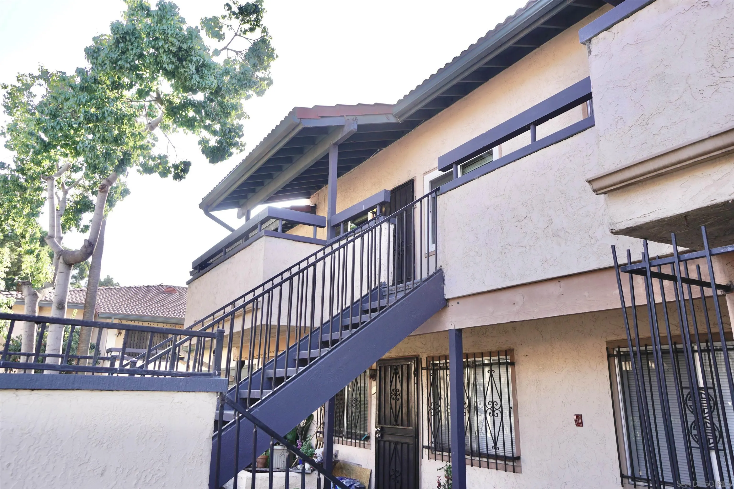 2007 Dairy Mart Unit 12