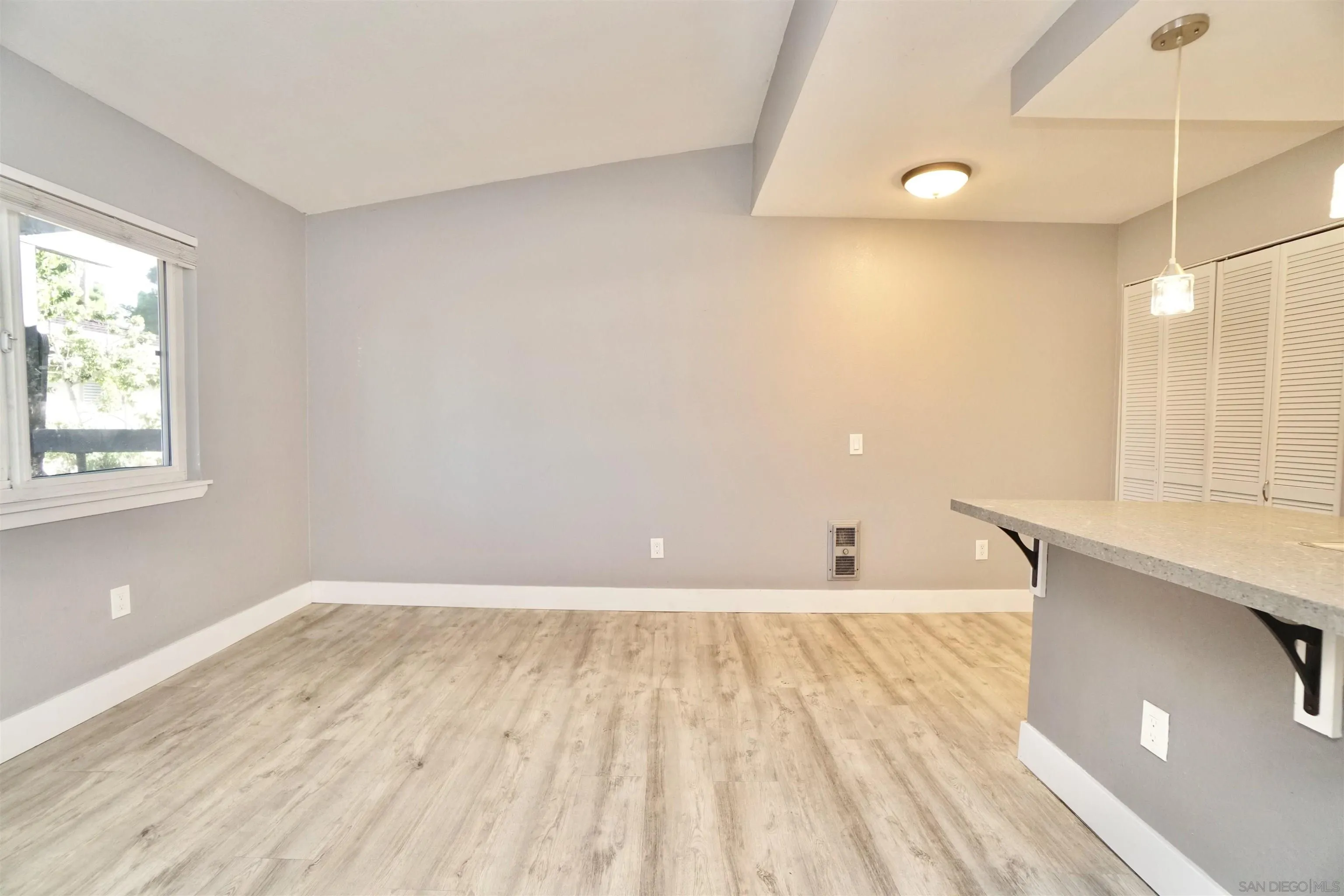 2007 Dairy Mart Unit 12