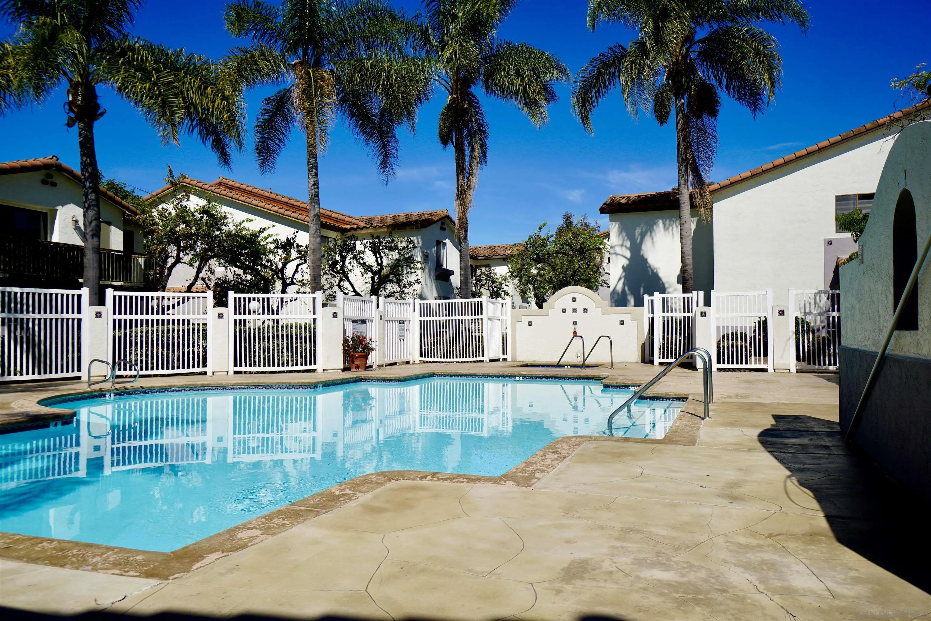 3584 Sunset Lane Unit 136