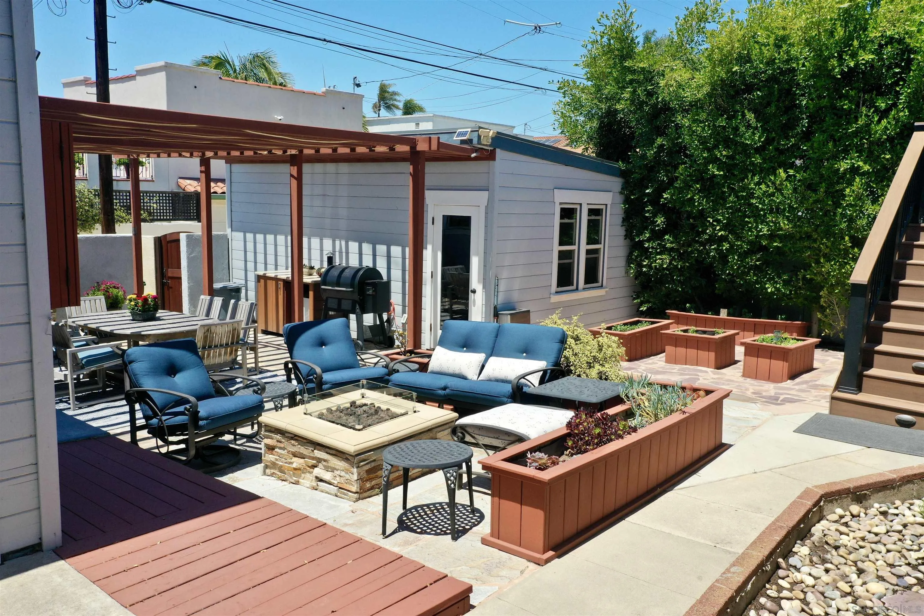 2912 Granada Avenue