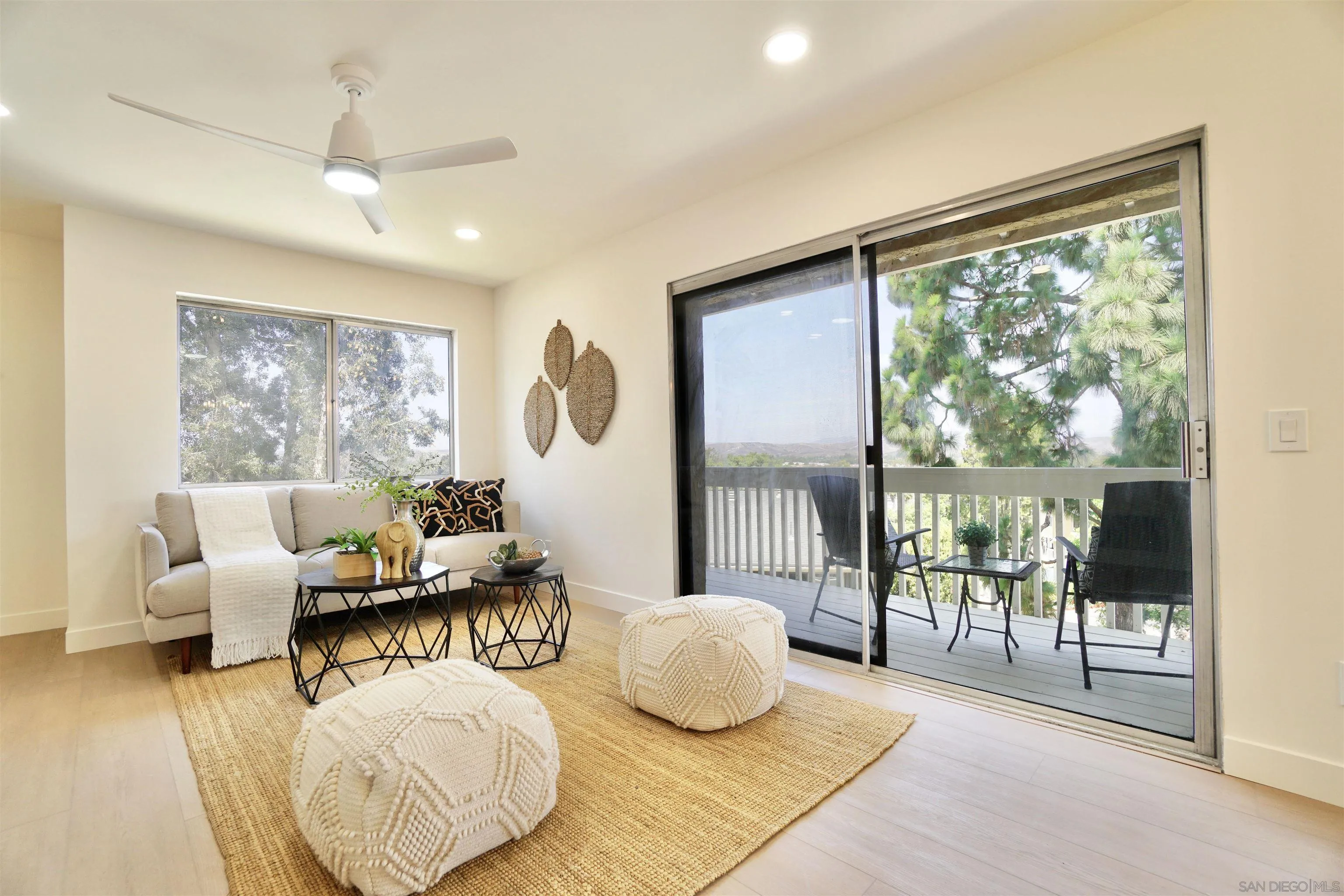 4228 Vista Del Rio Way Unit 1