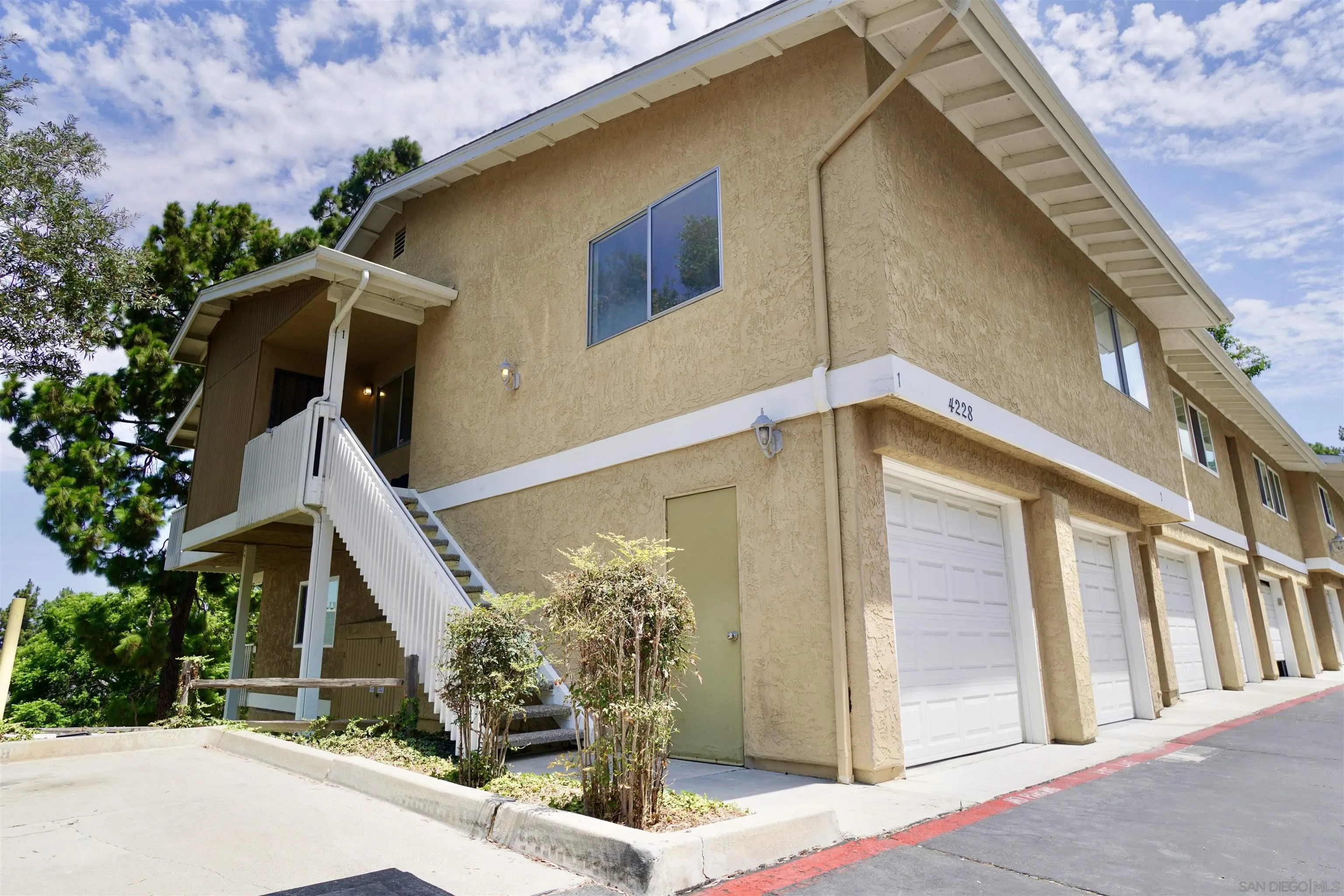 4228 Vista Del Rio Way Unit 1