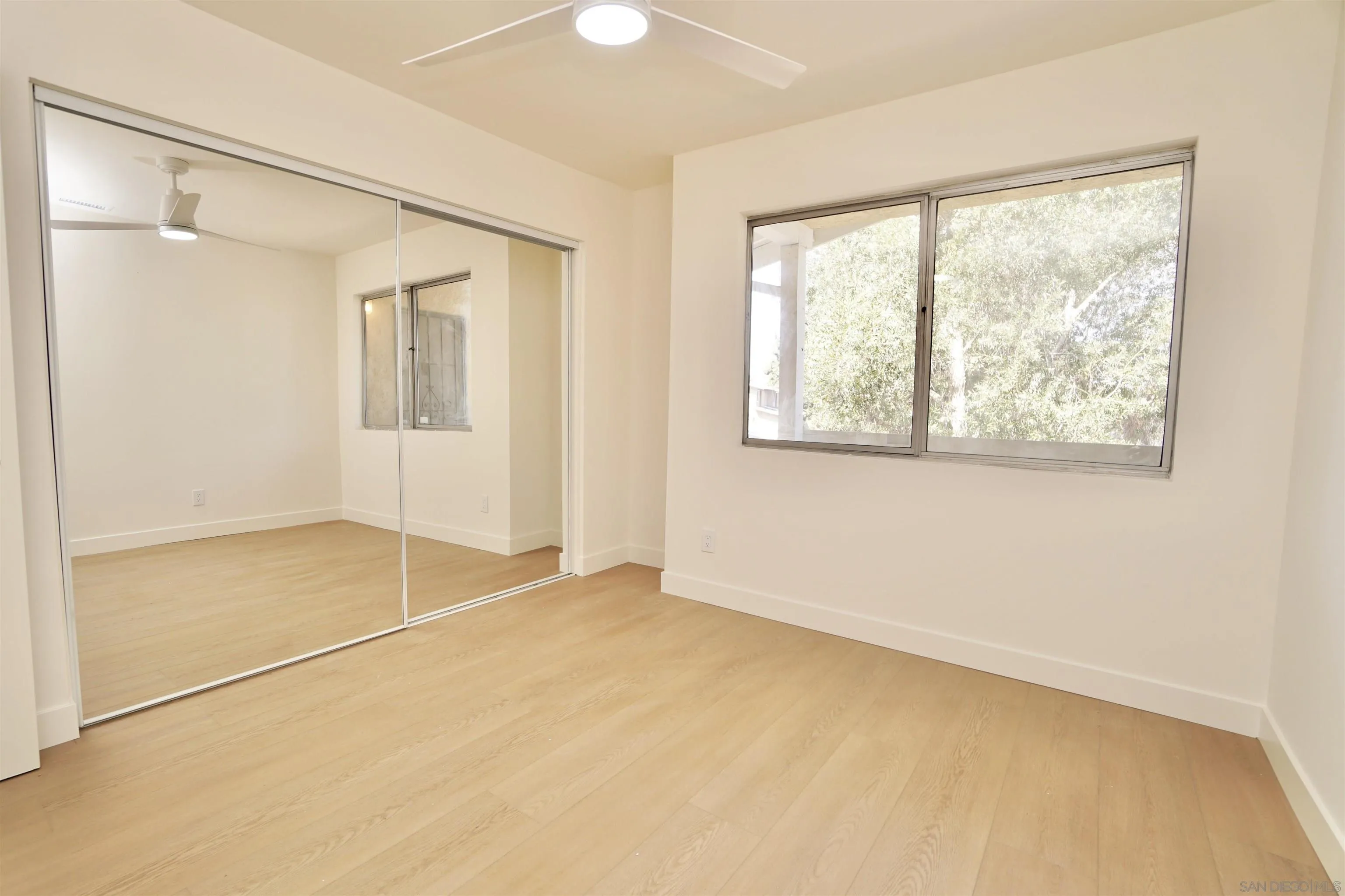 4228 Vista Del Rio Way Unit 1