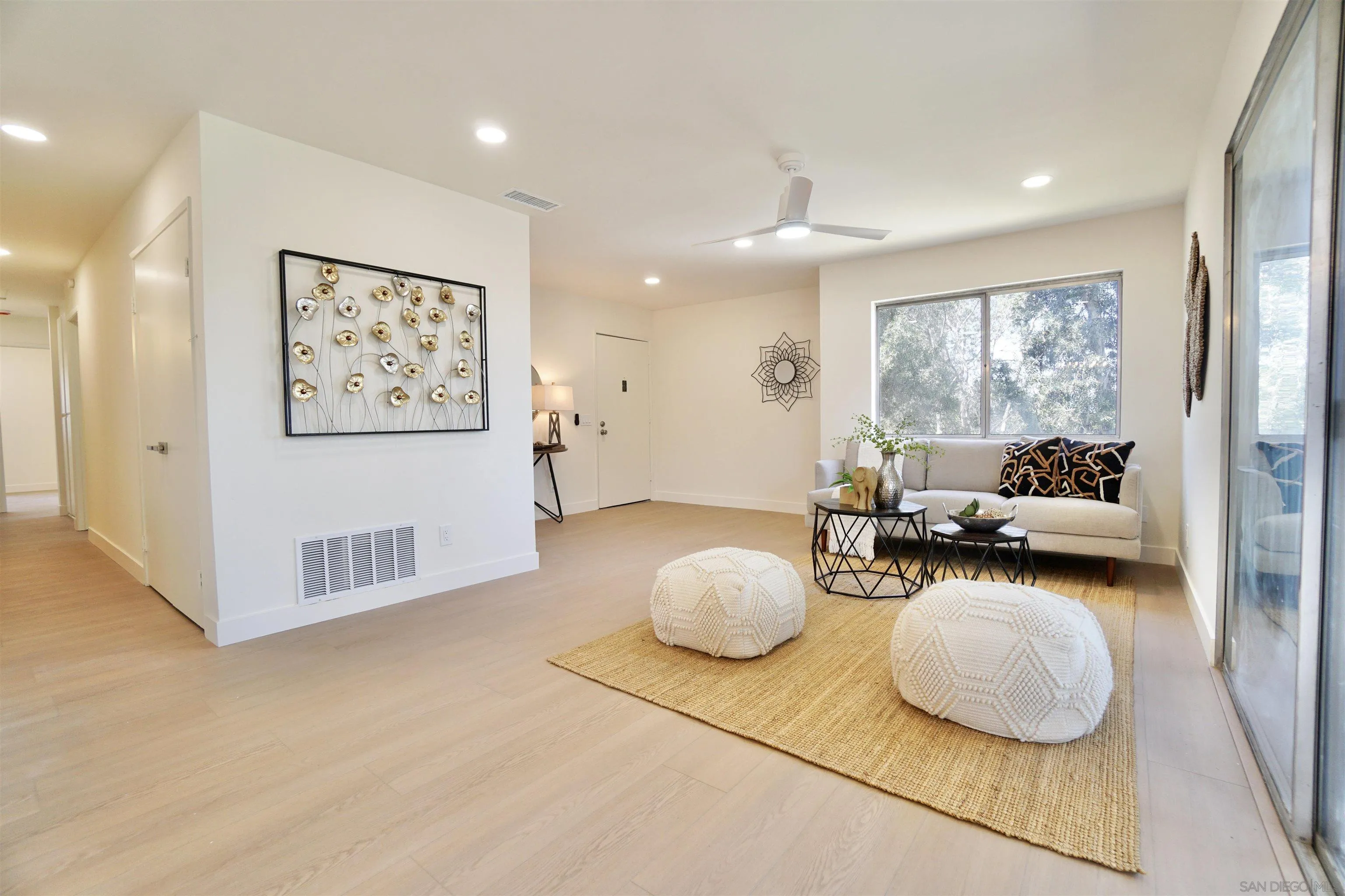 4228 Vista Del Rio Way Unit 1