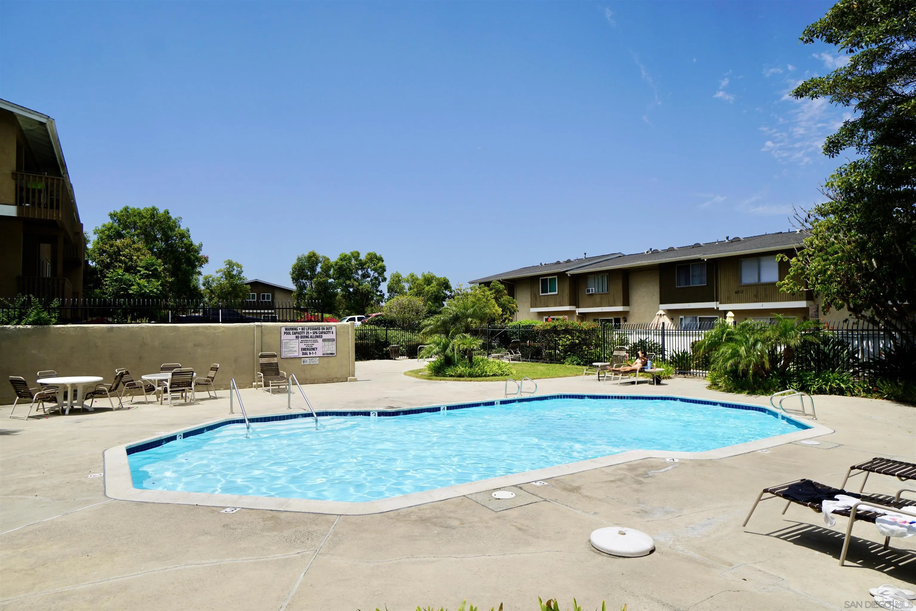 4228 Vista Del Rio Way Unit 1
