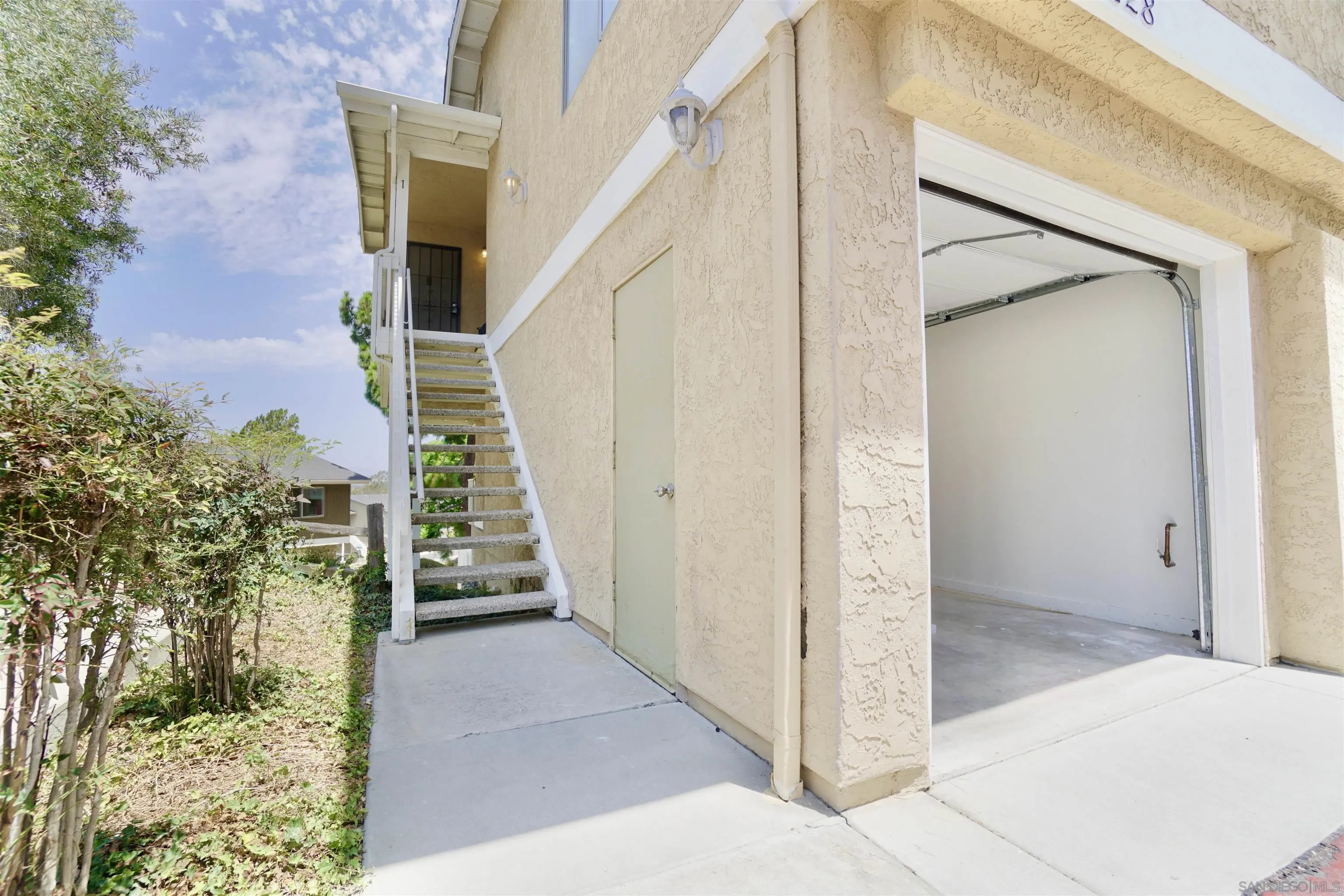 4228 Vista Del Rio Way Unit 1