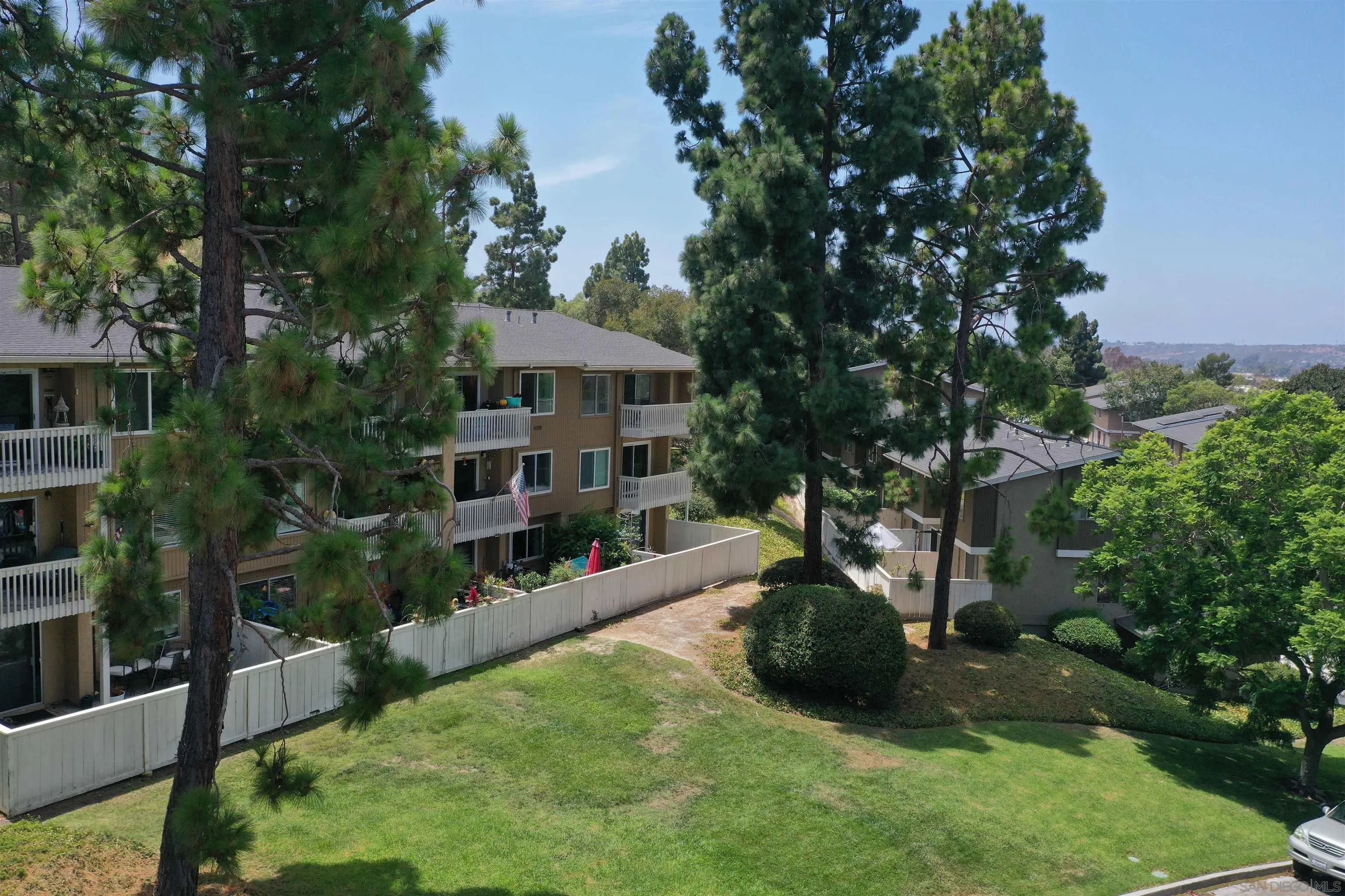 4228 Vista Del Rio Way Unit 1