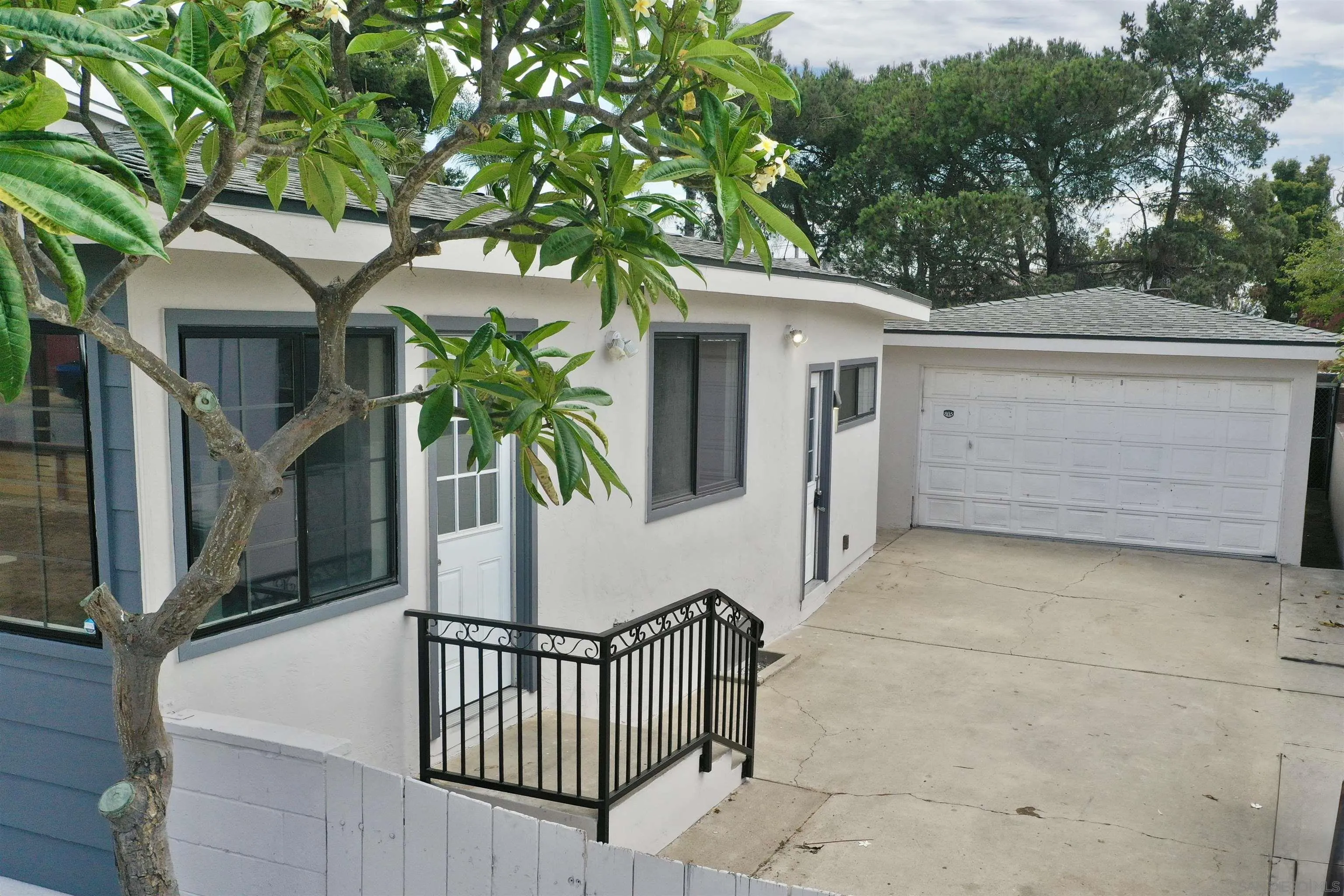 2523 Pergl Street