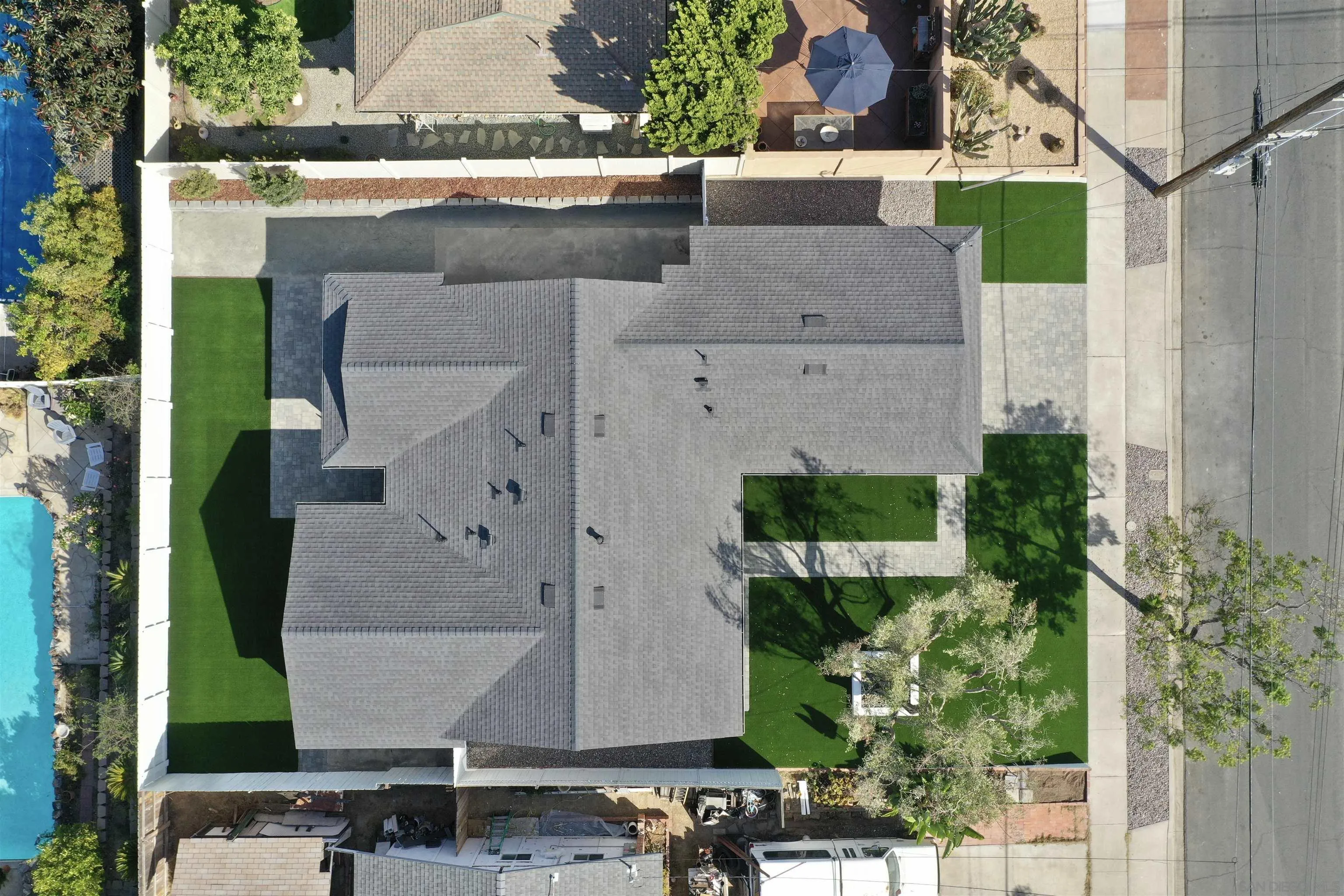 6821 Radcliffe Drive