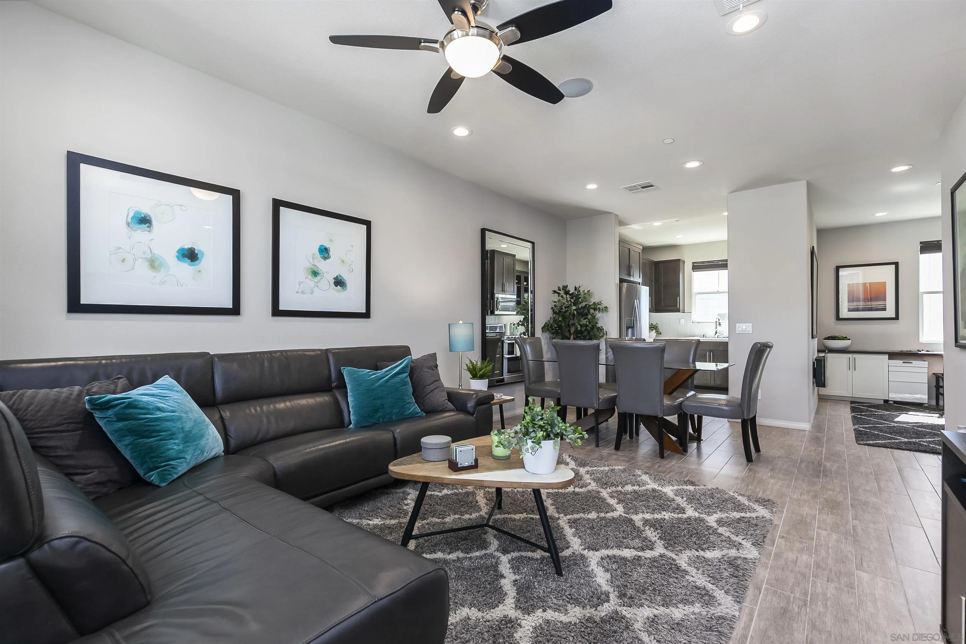 502 Shorebird Way