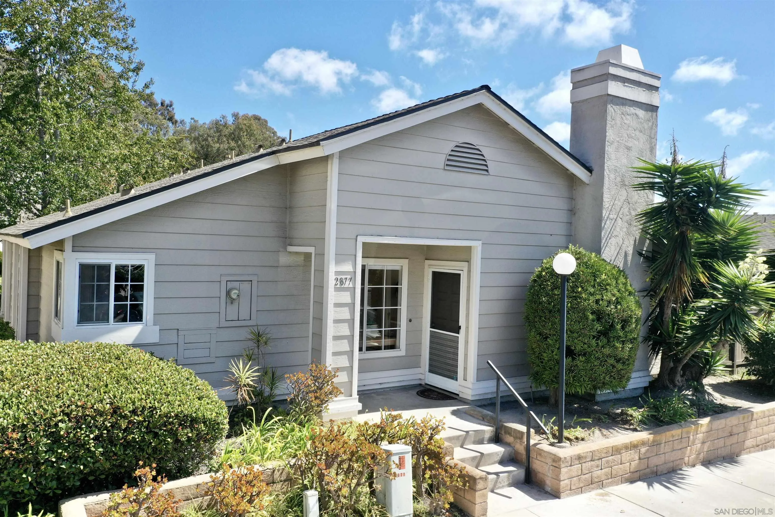 2877 Sanford Lane