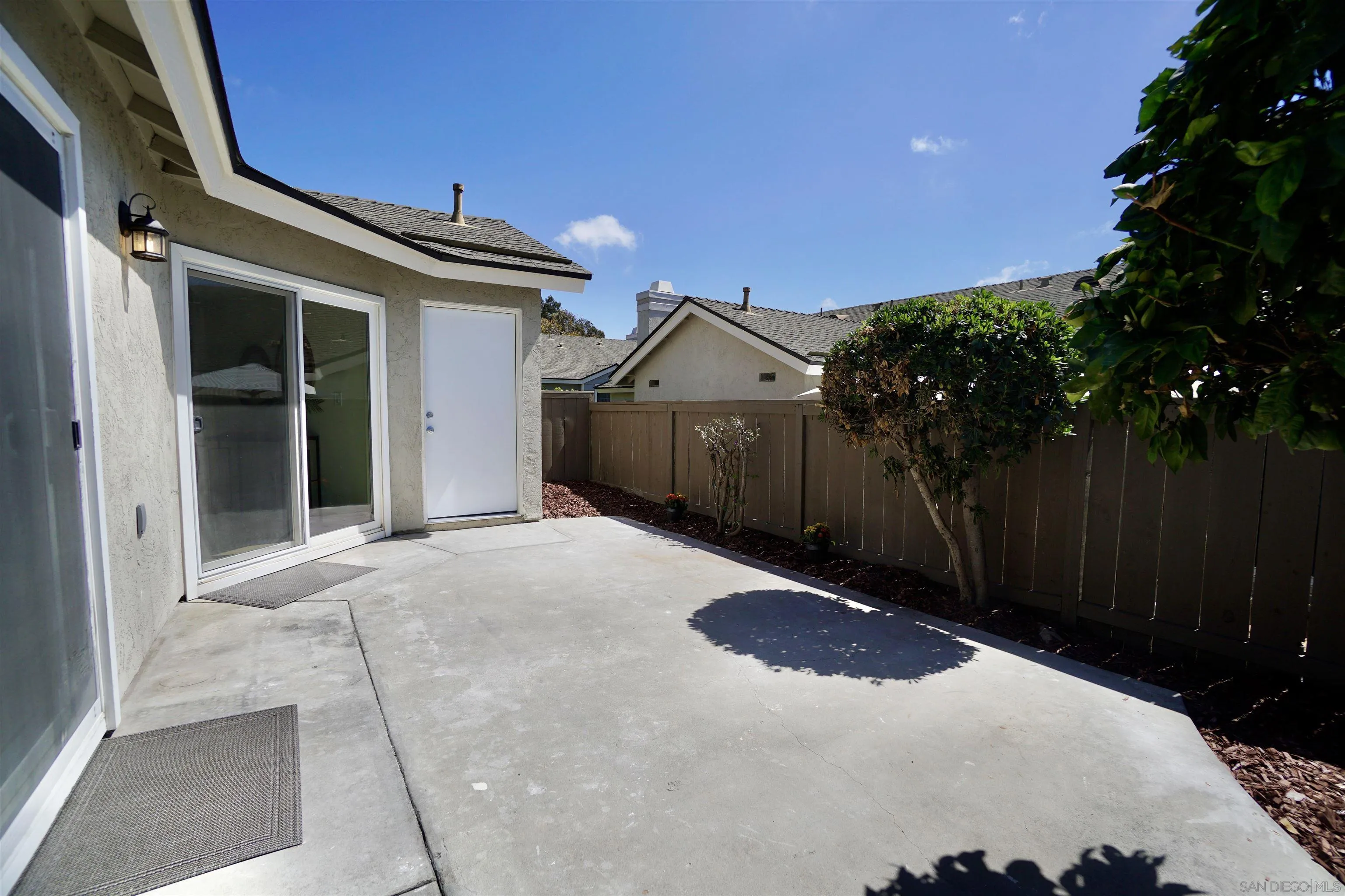 2877 Sanford Lane