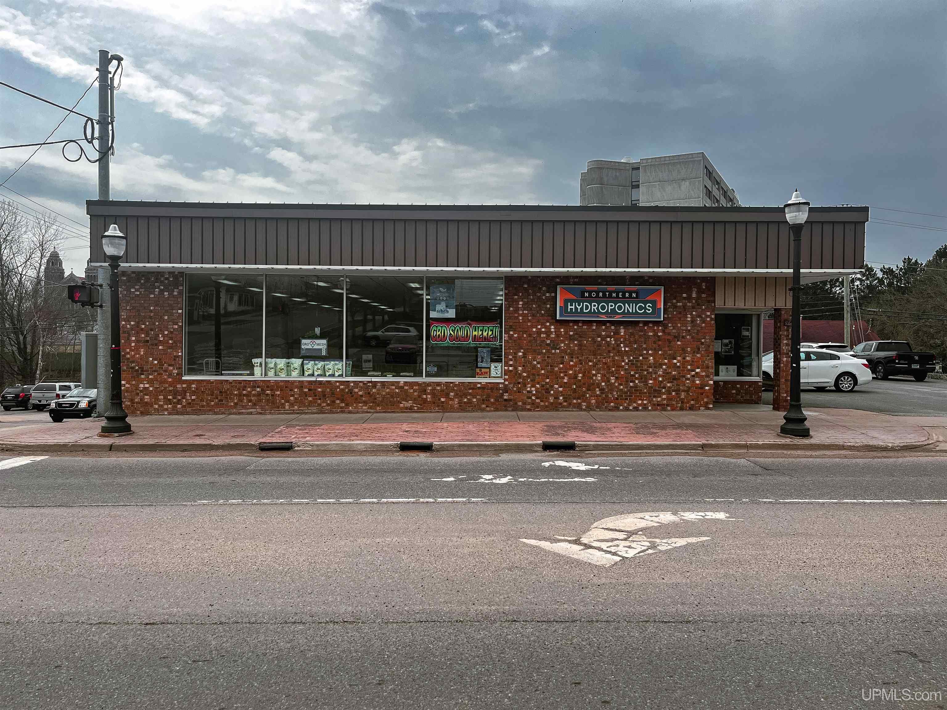 401 W Washington Street