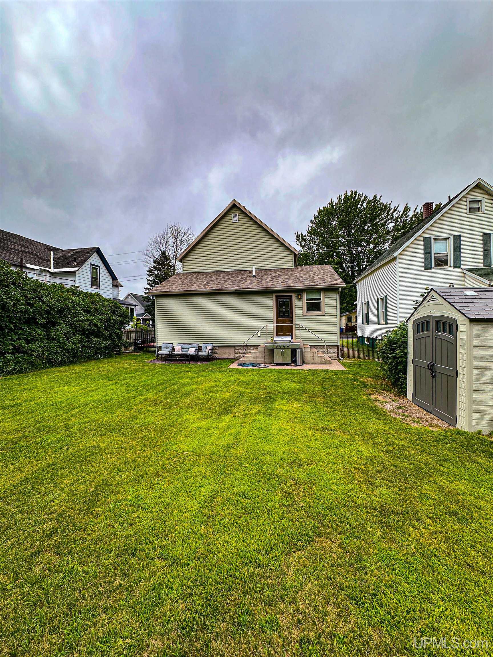 411 Norwood Street