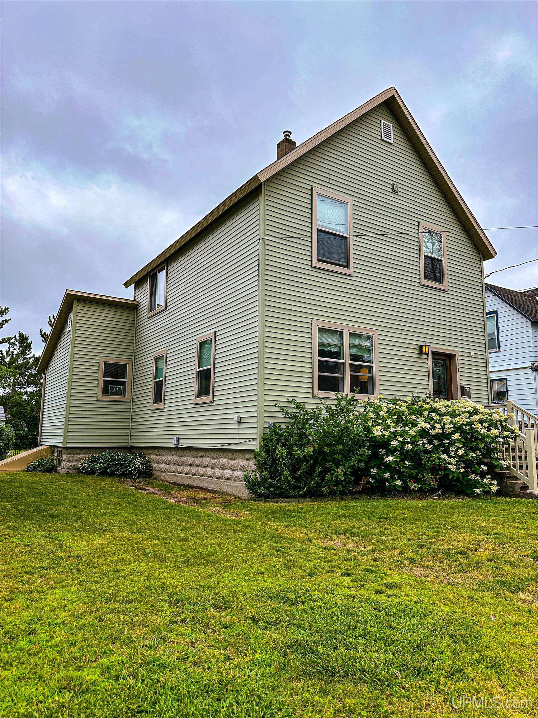 411 Norwood Street