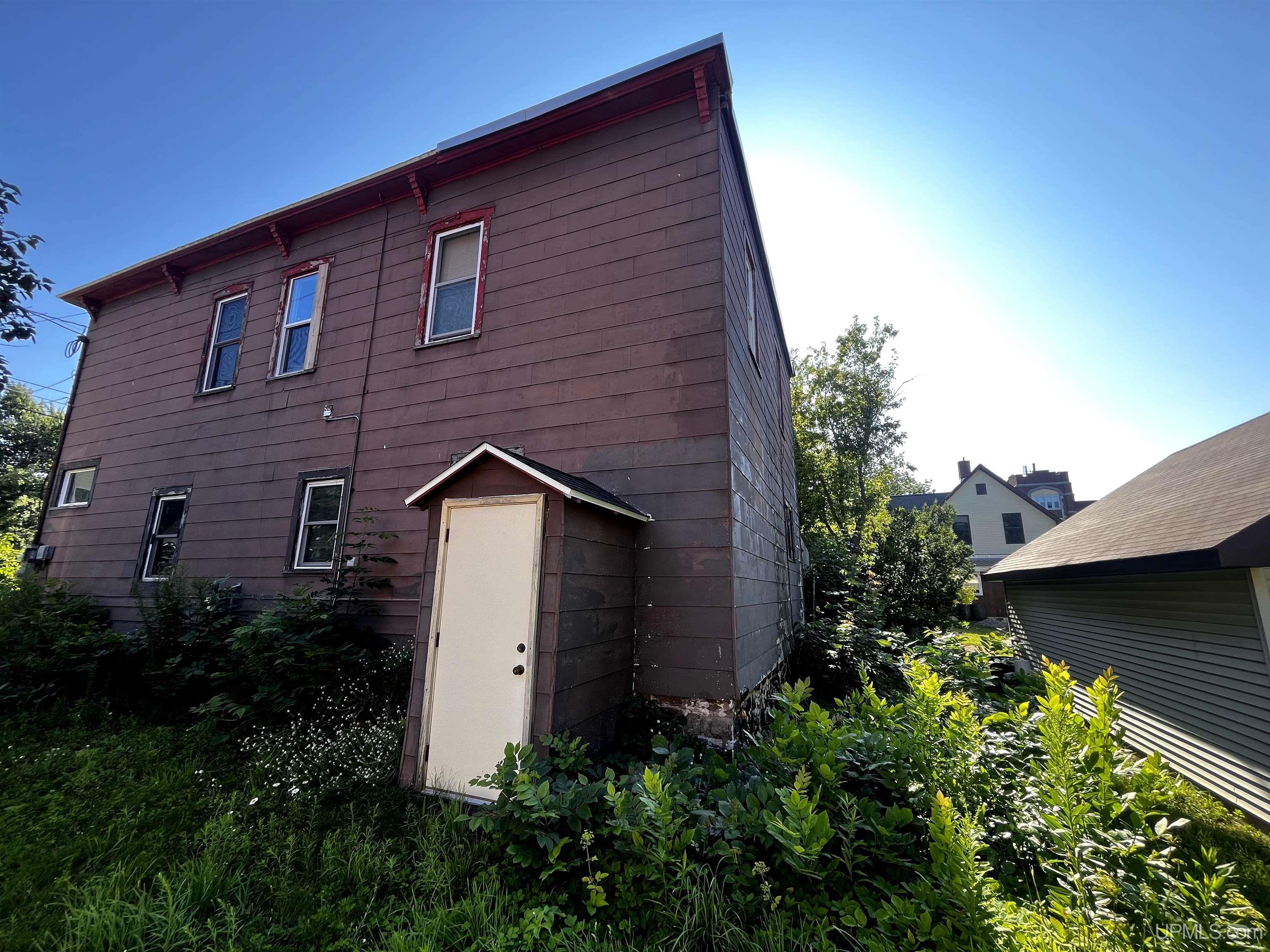113 E Ohio Street