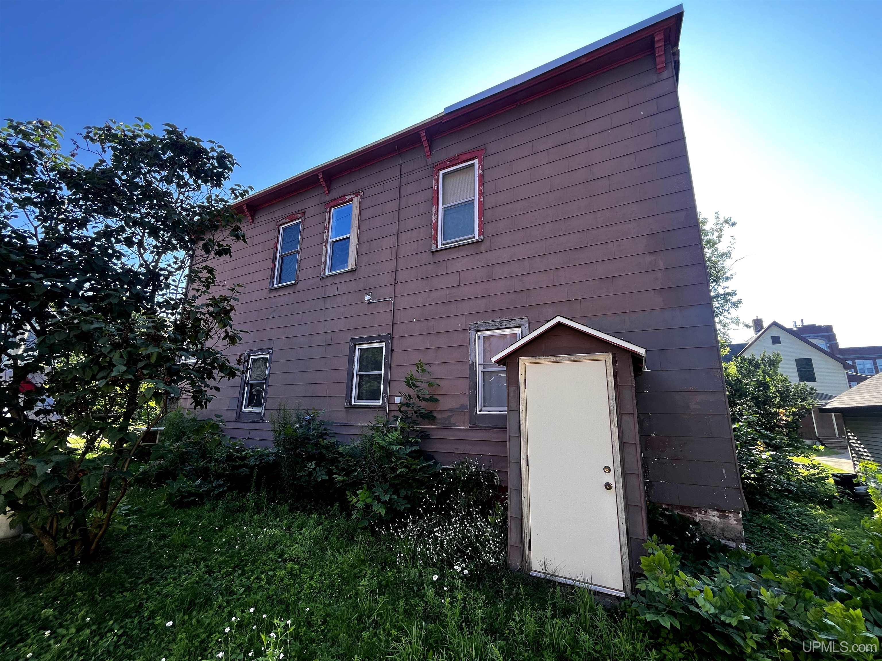 113 E Ohio Street