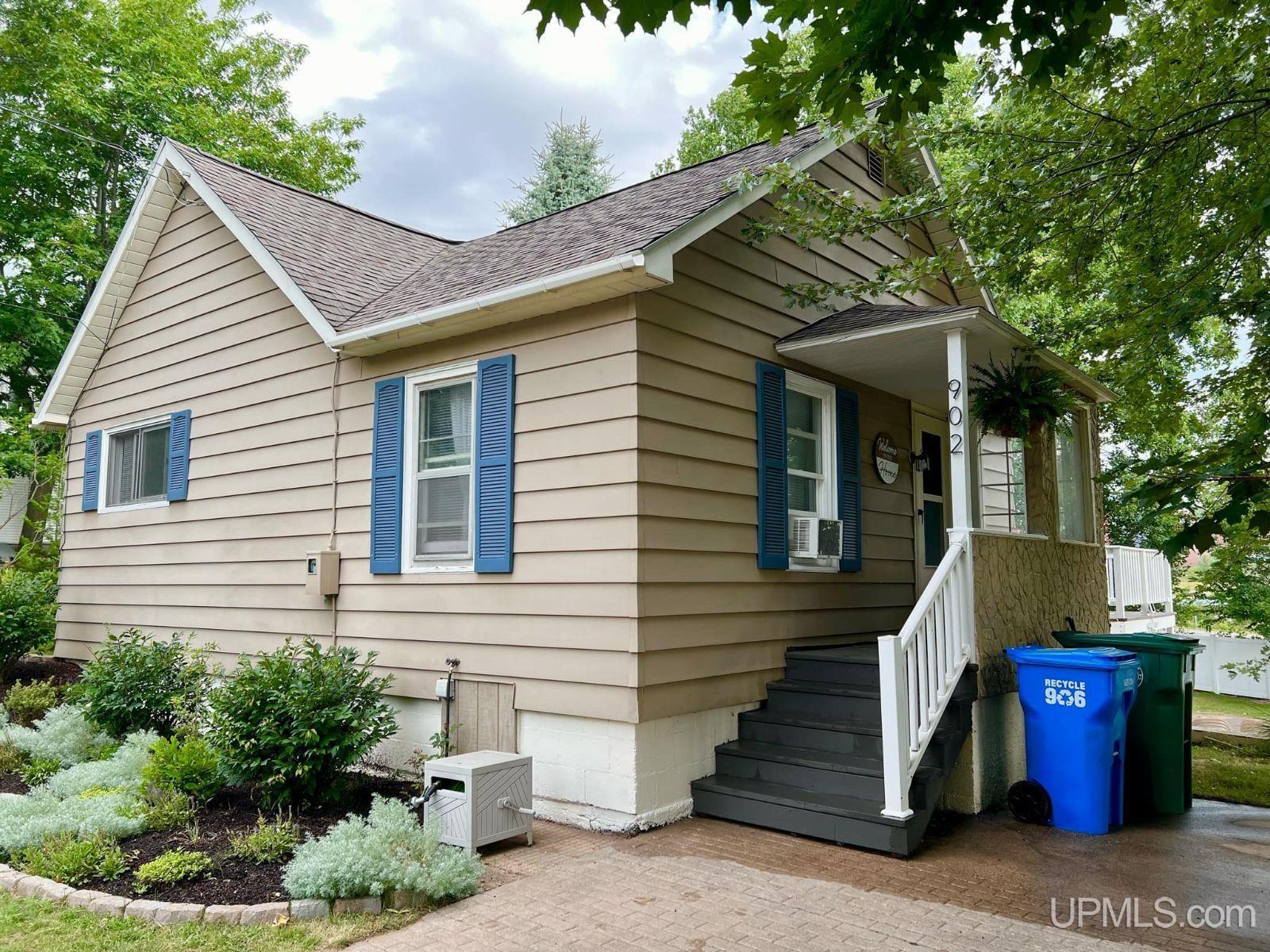 902 Wilson Street