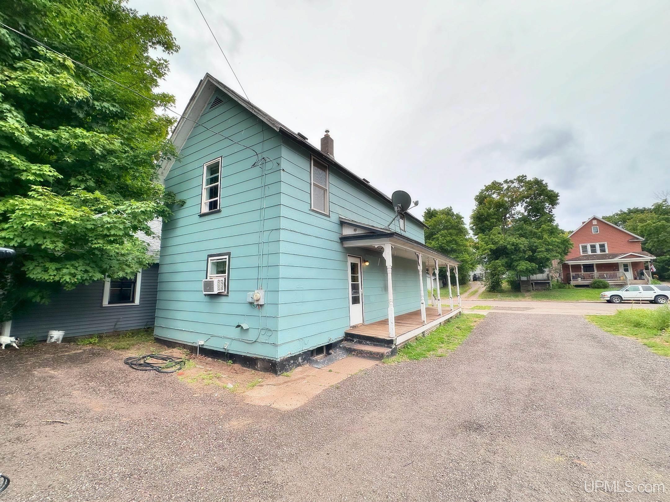 108 W Clark Street