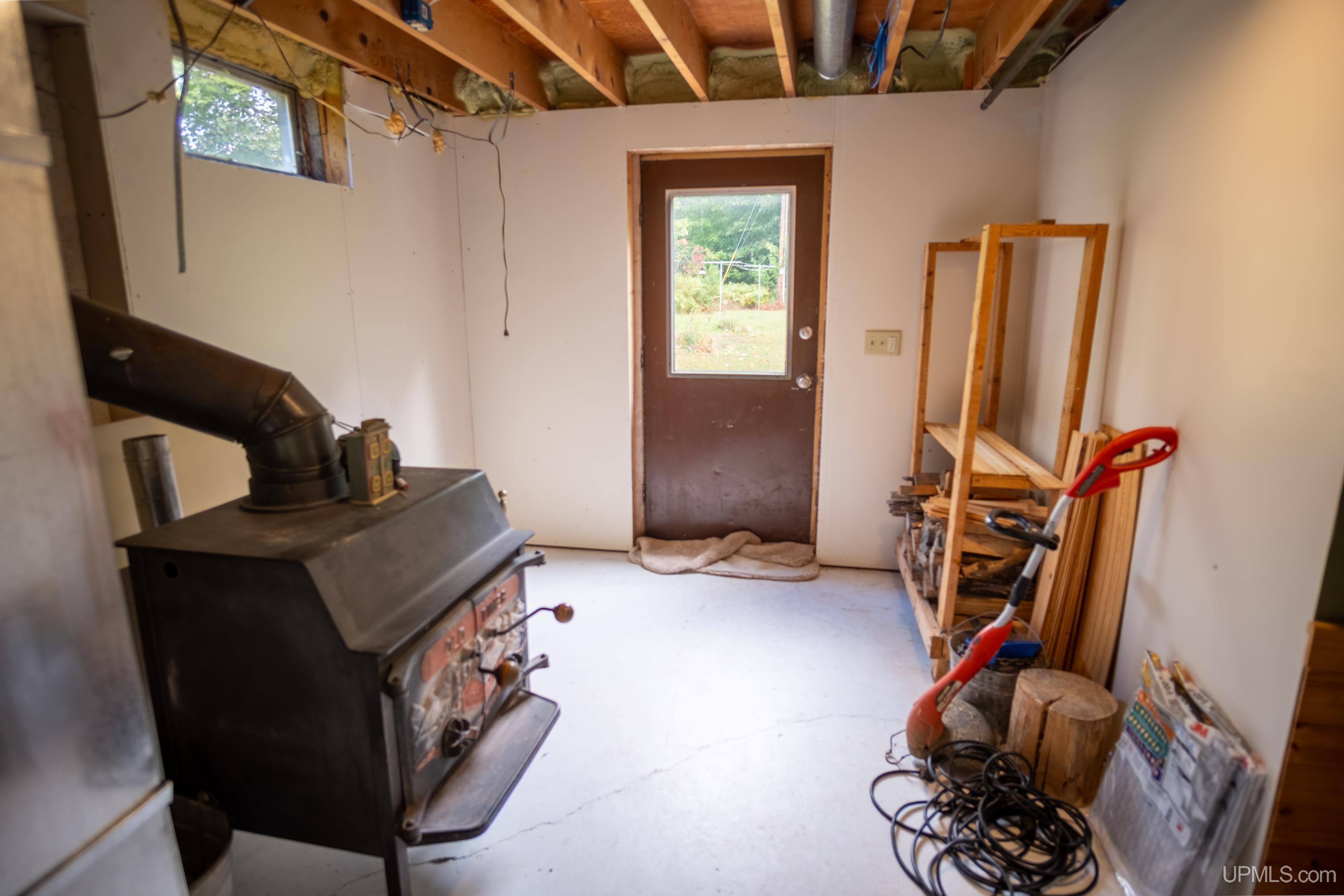 144 N Crestview Drive