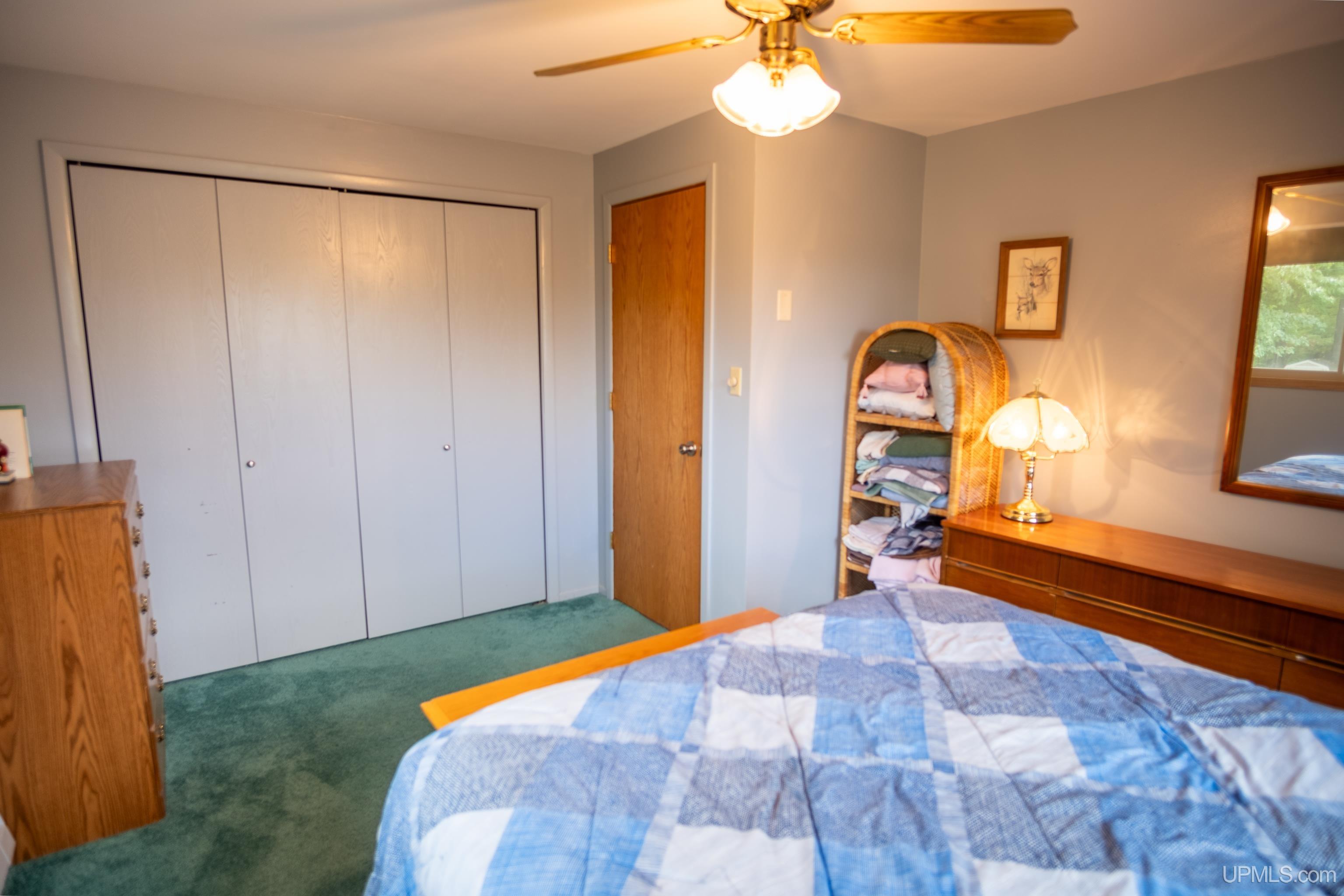144 N Crestview Drive