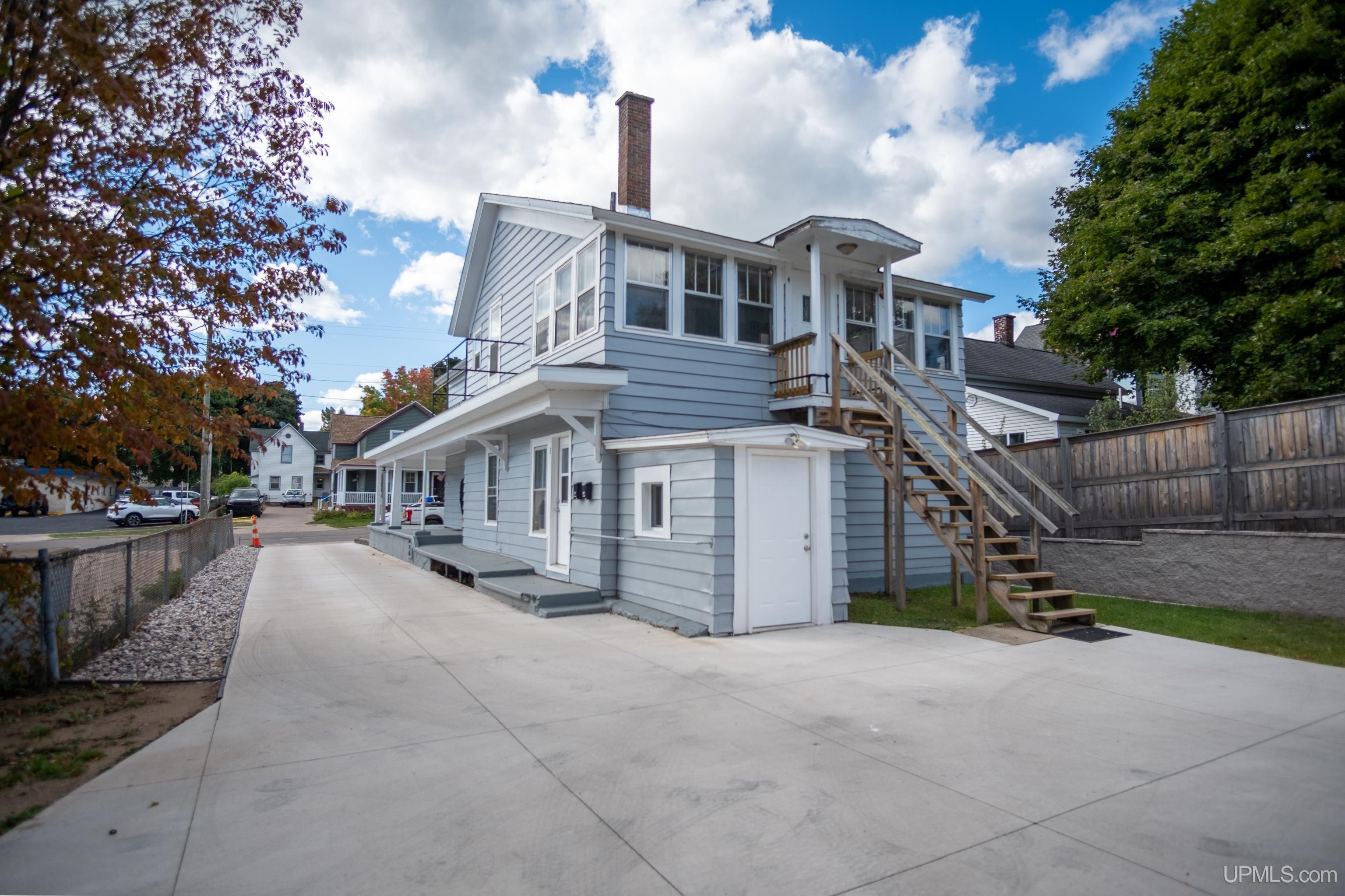 212 Rock Street