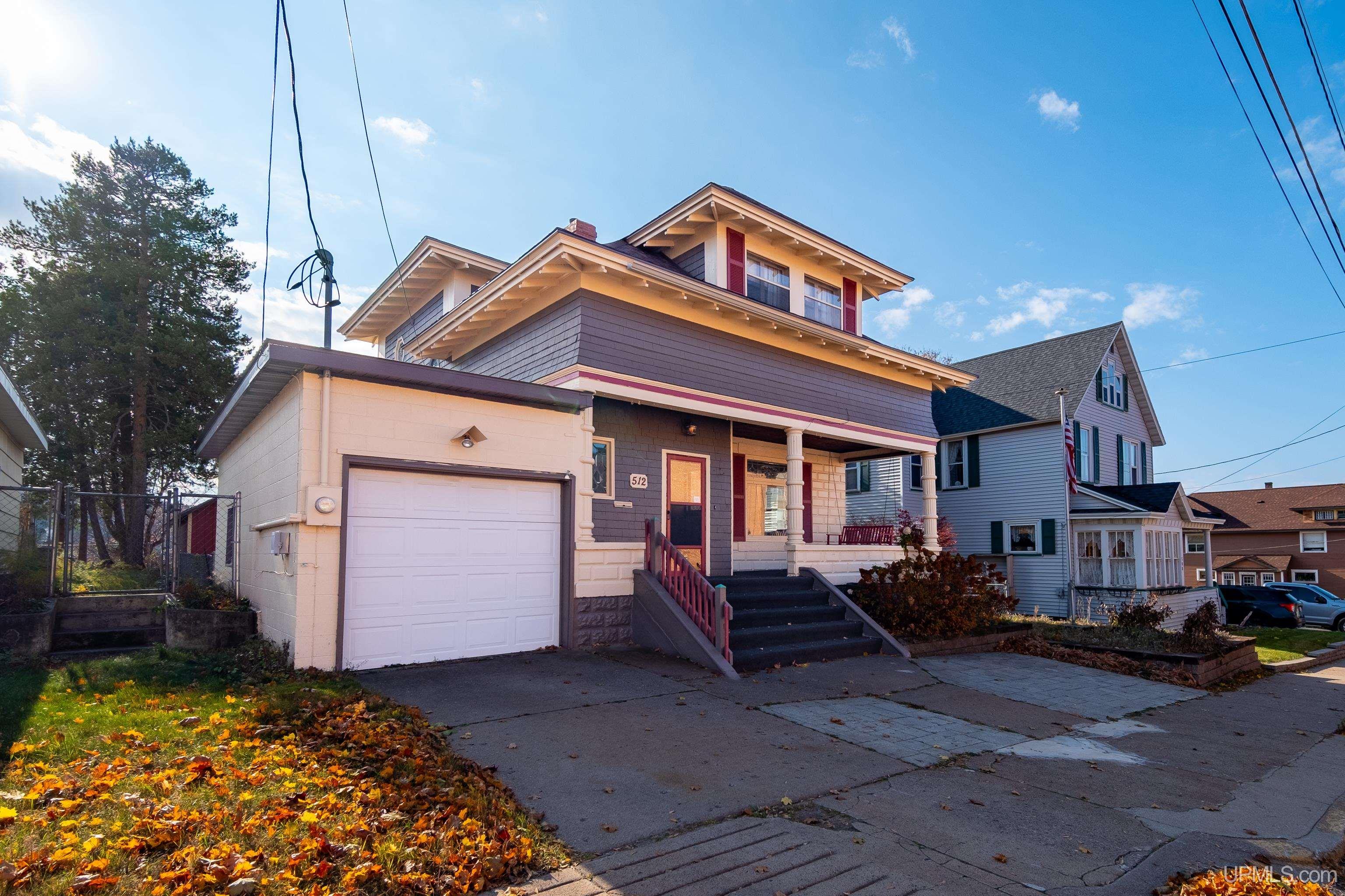 512 E High Street