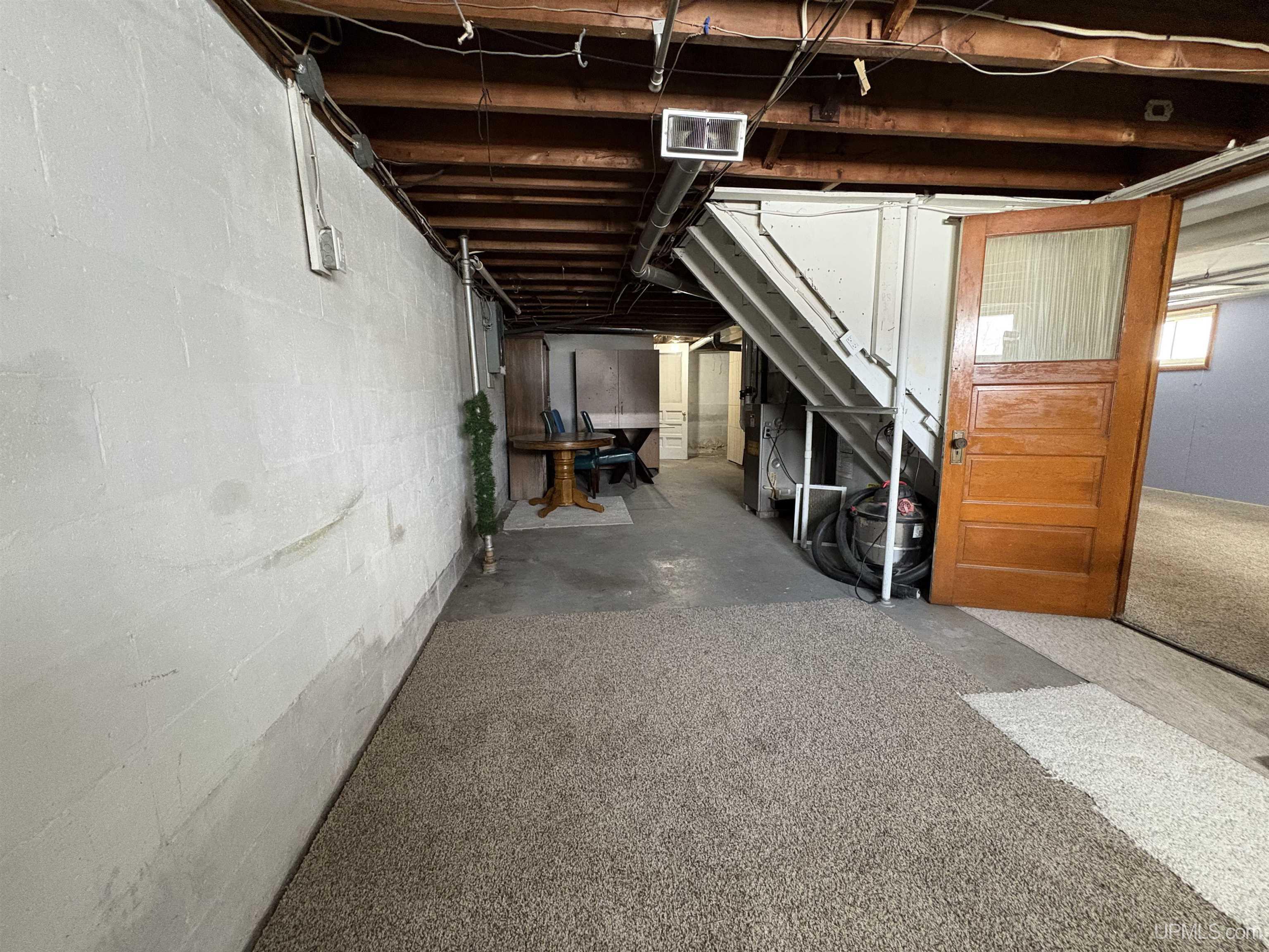 432 W Ridge Street