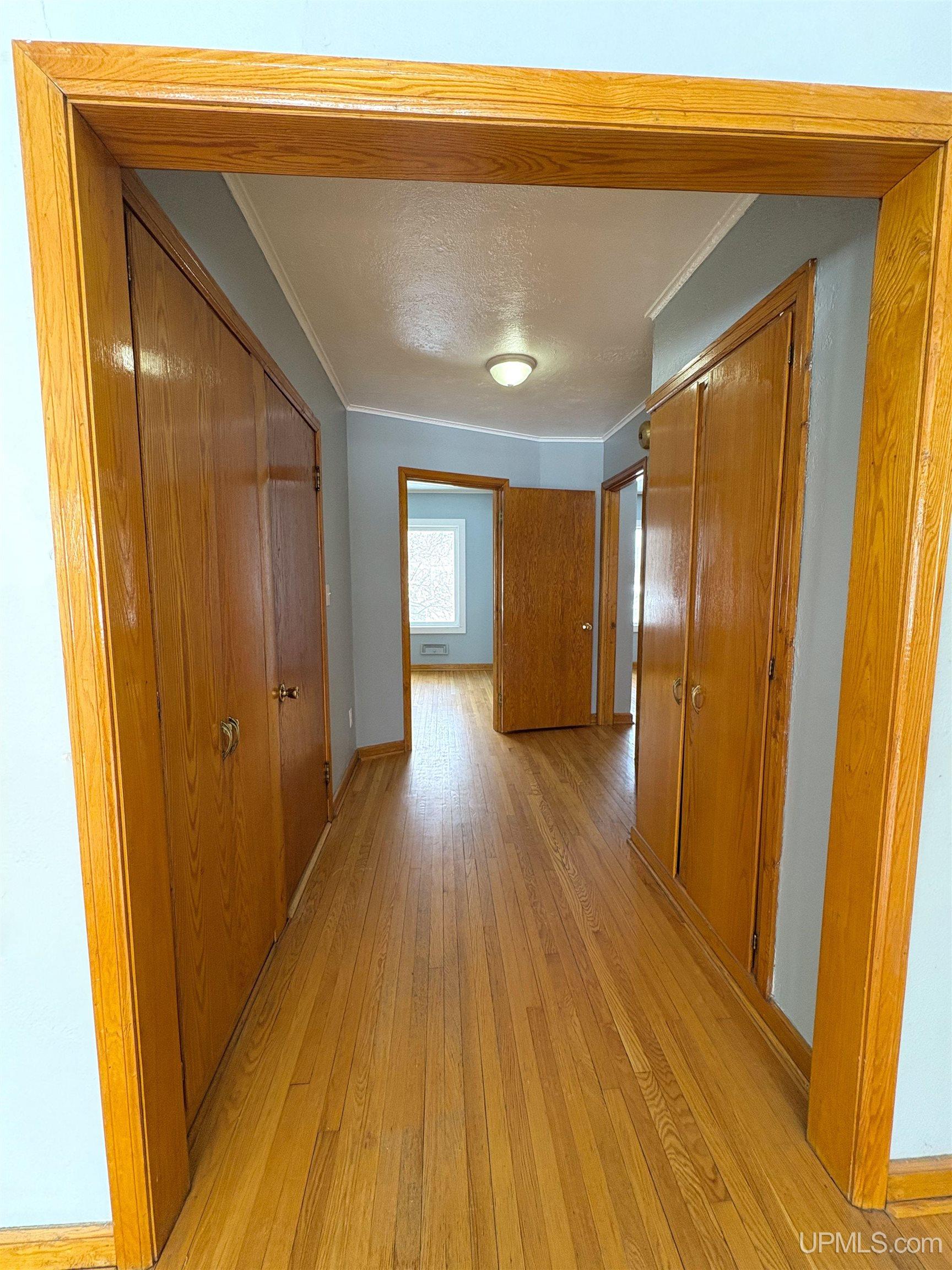 432 W Ridge Street