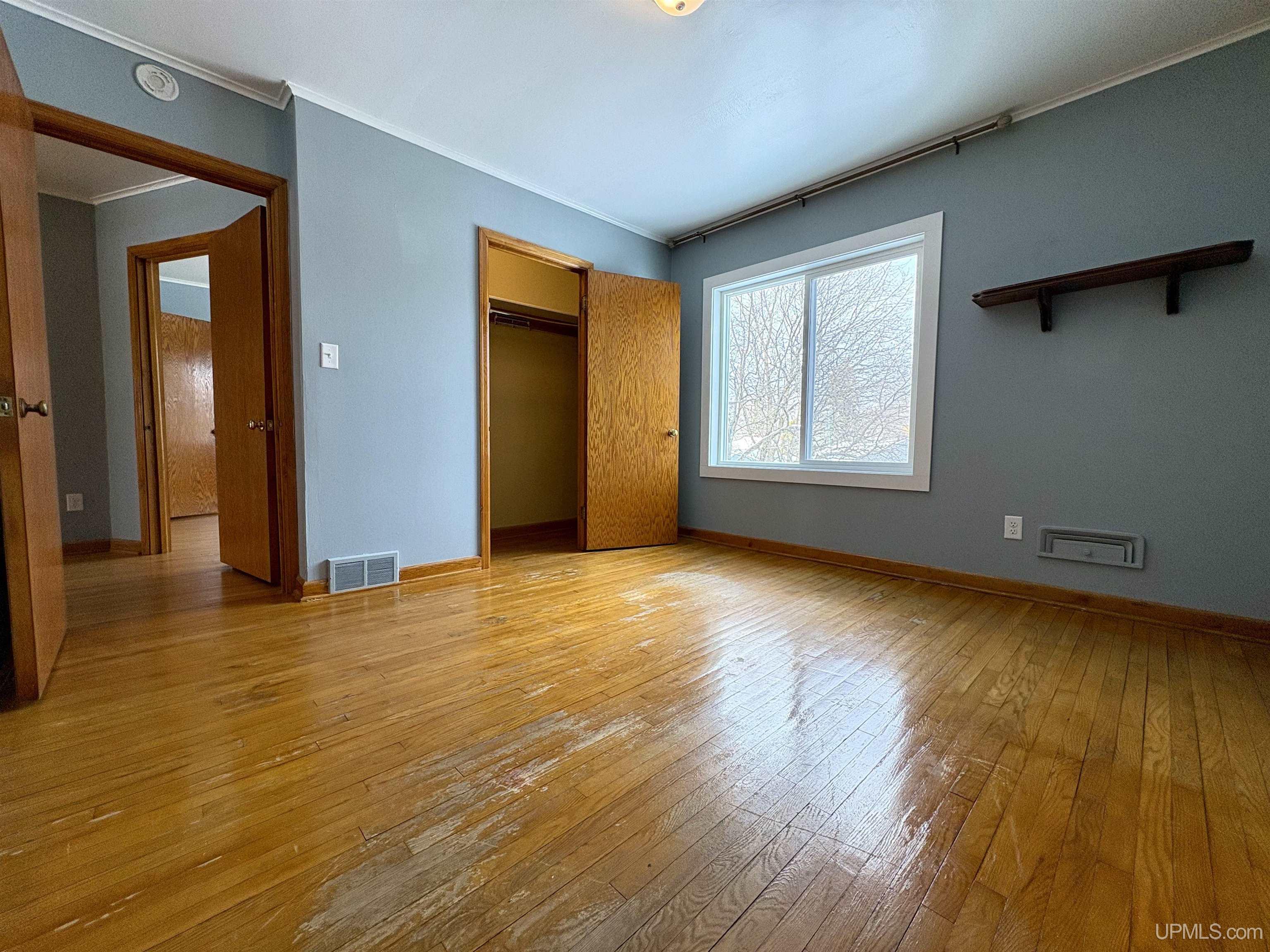 432 W Ridge Street
