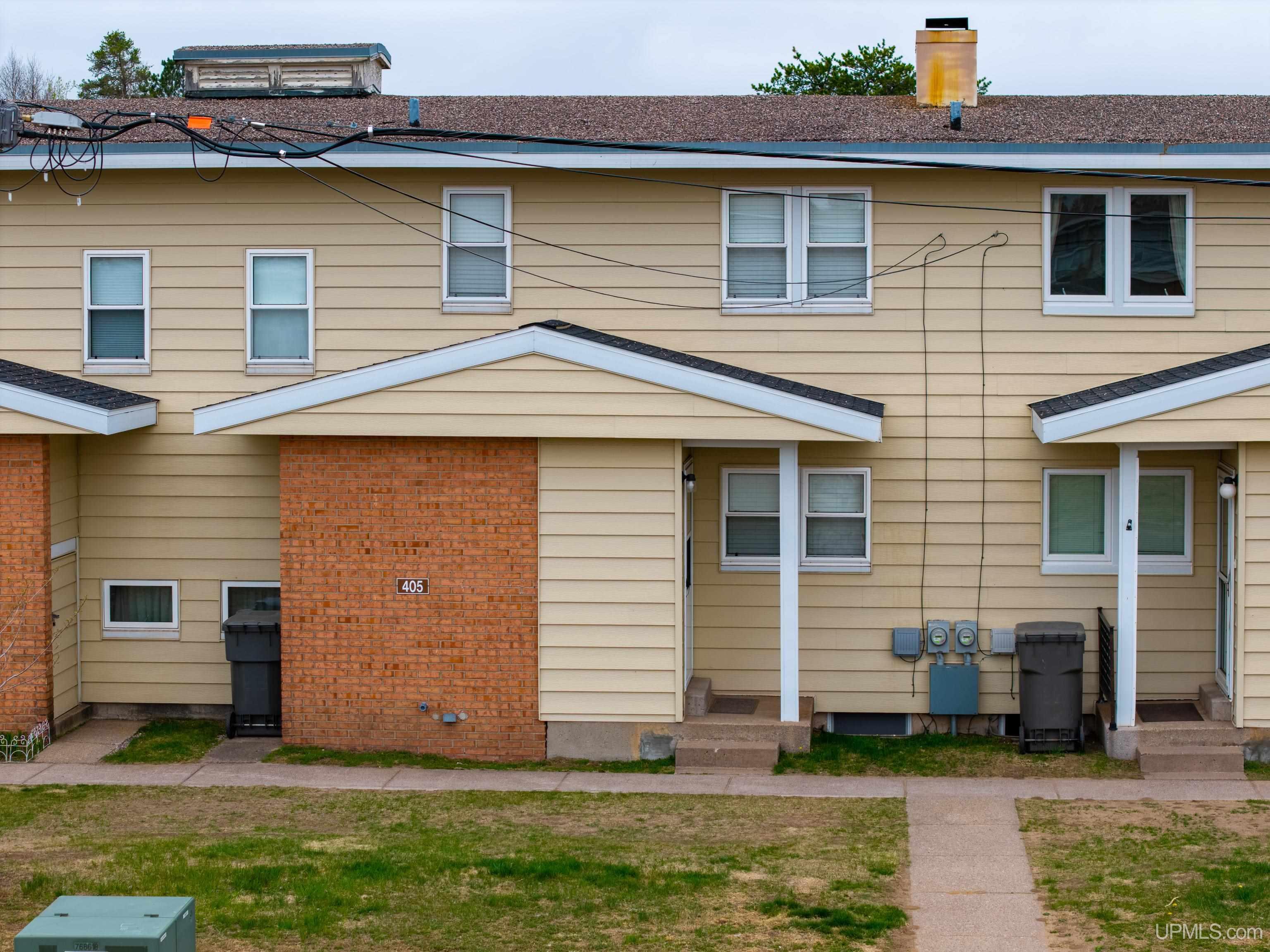 405 Mustang Street