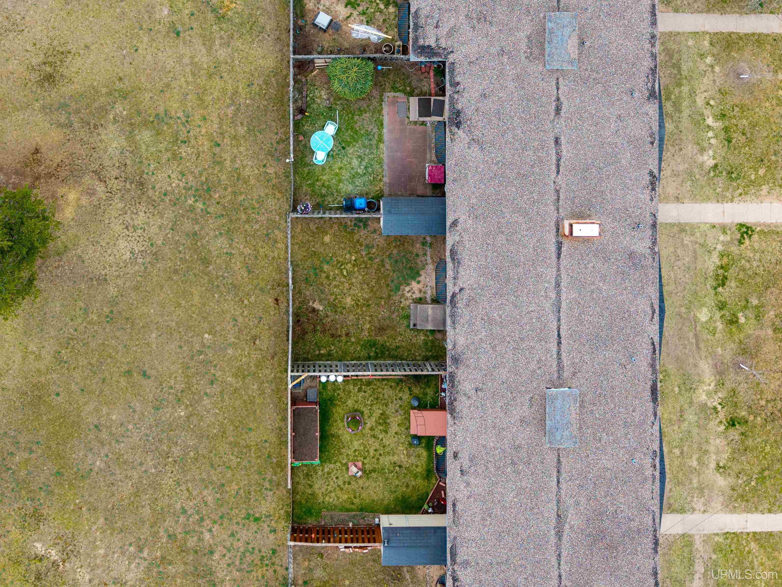 405 Mustang Street