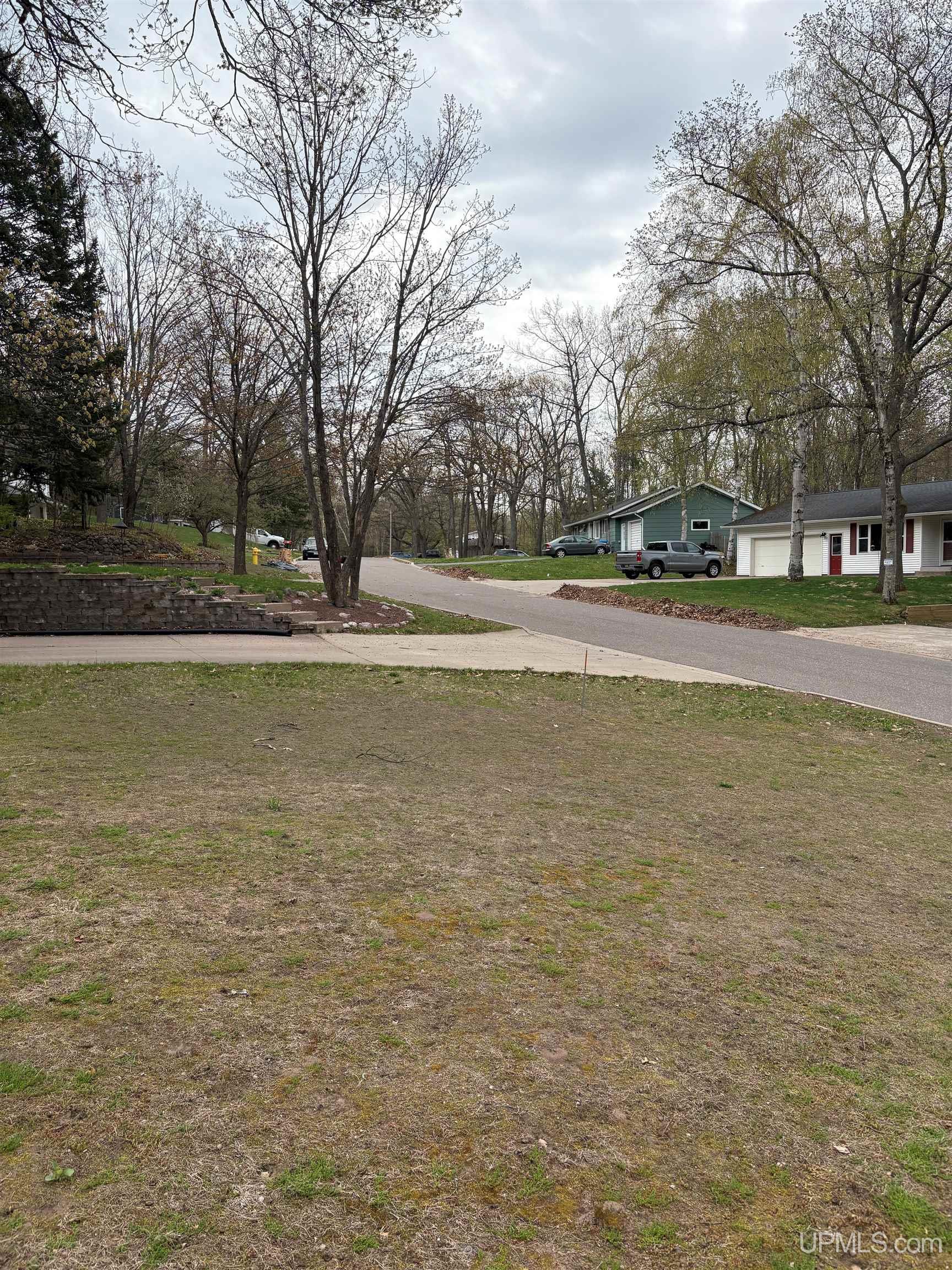 303 Jonathon Carver Road