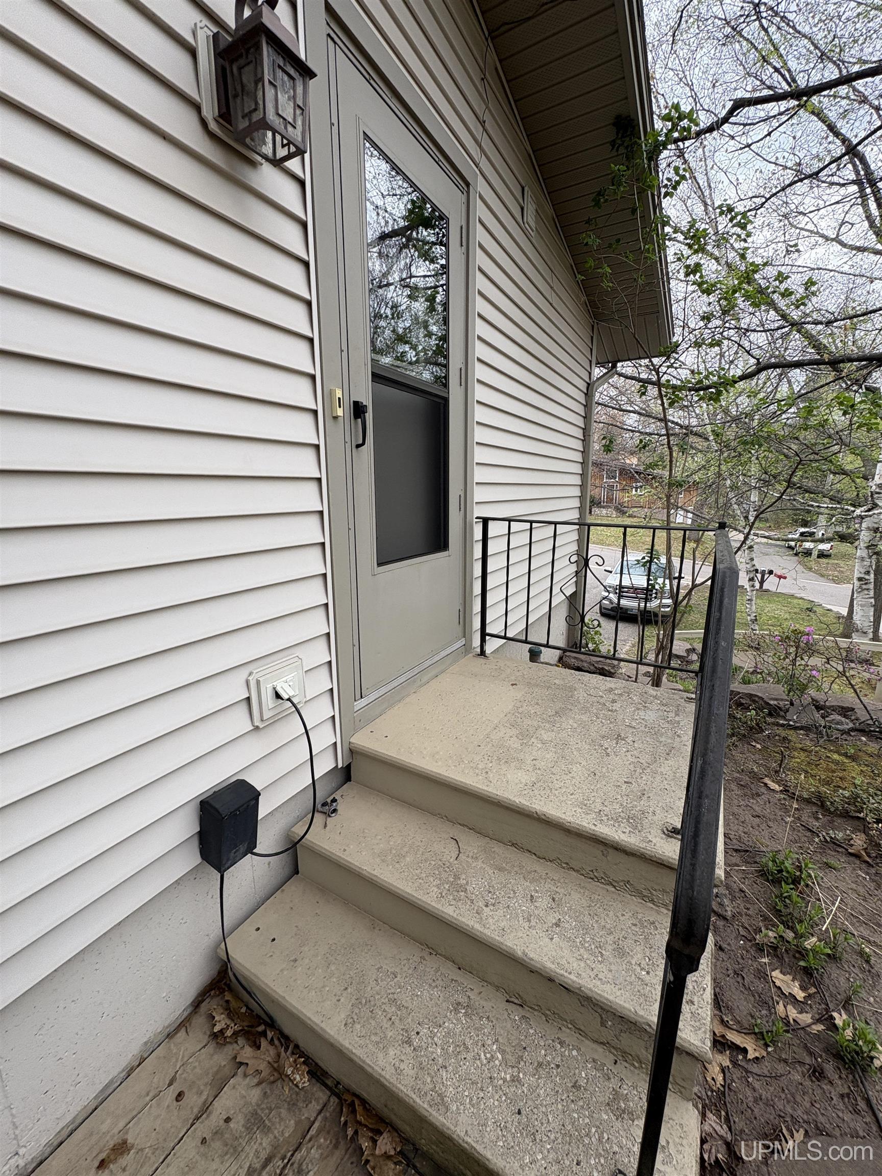 303 Jonathon Carver Road