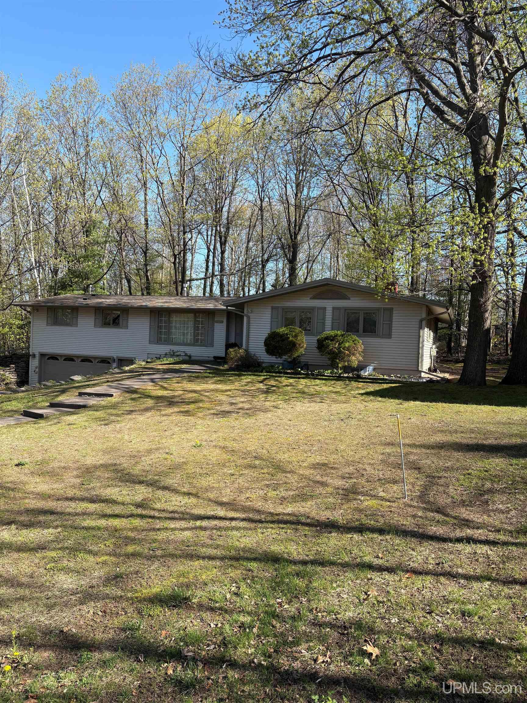 303 Jonathon Carver Road