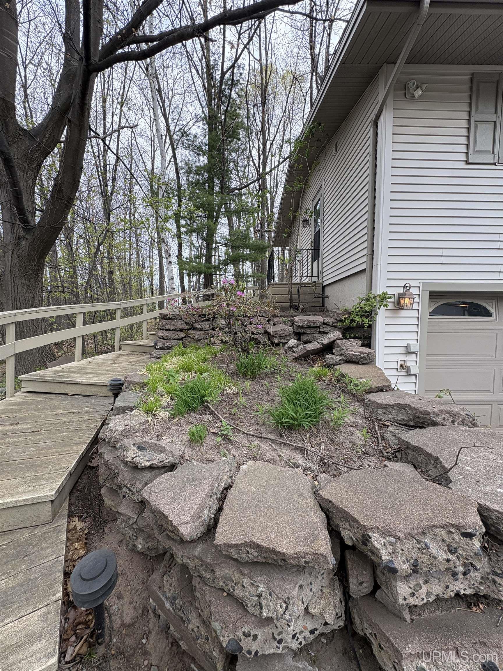 303 Jonathon Carver Road