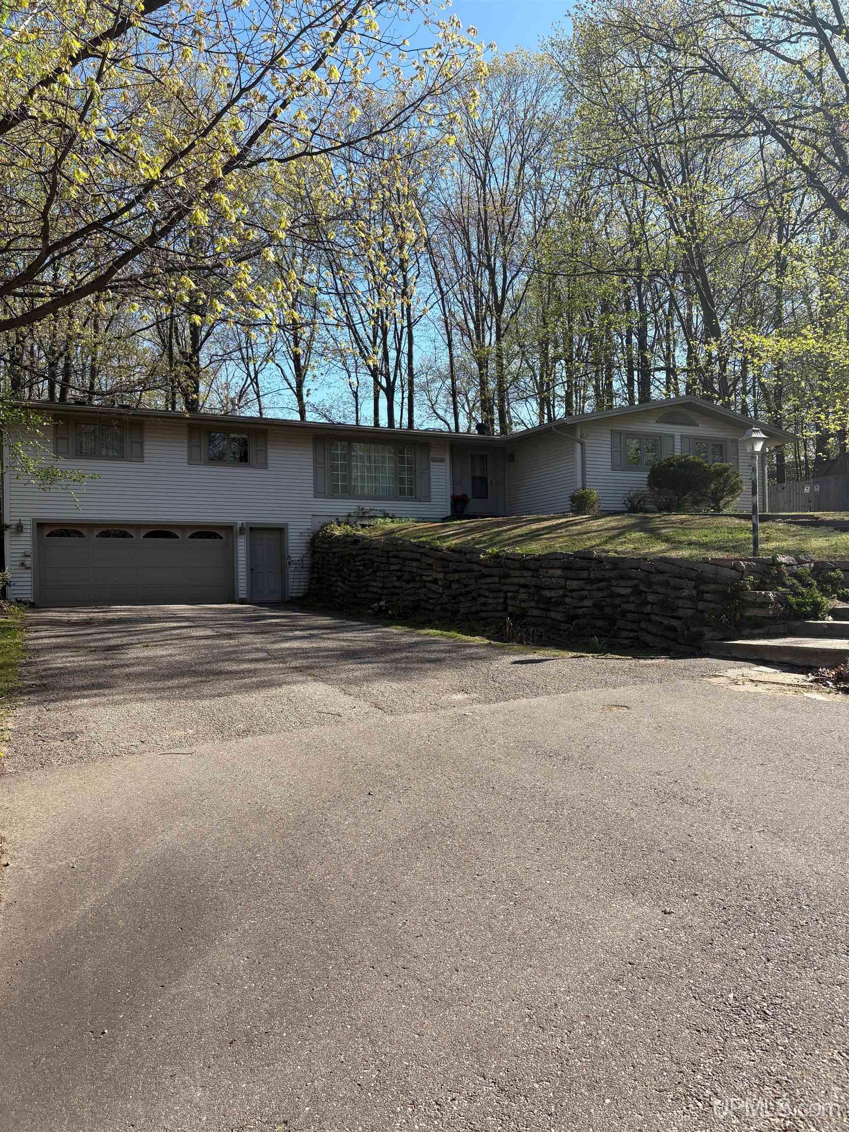 303 Jonathon Carver Road