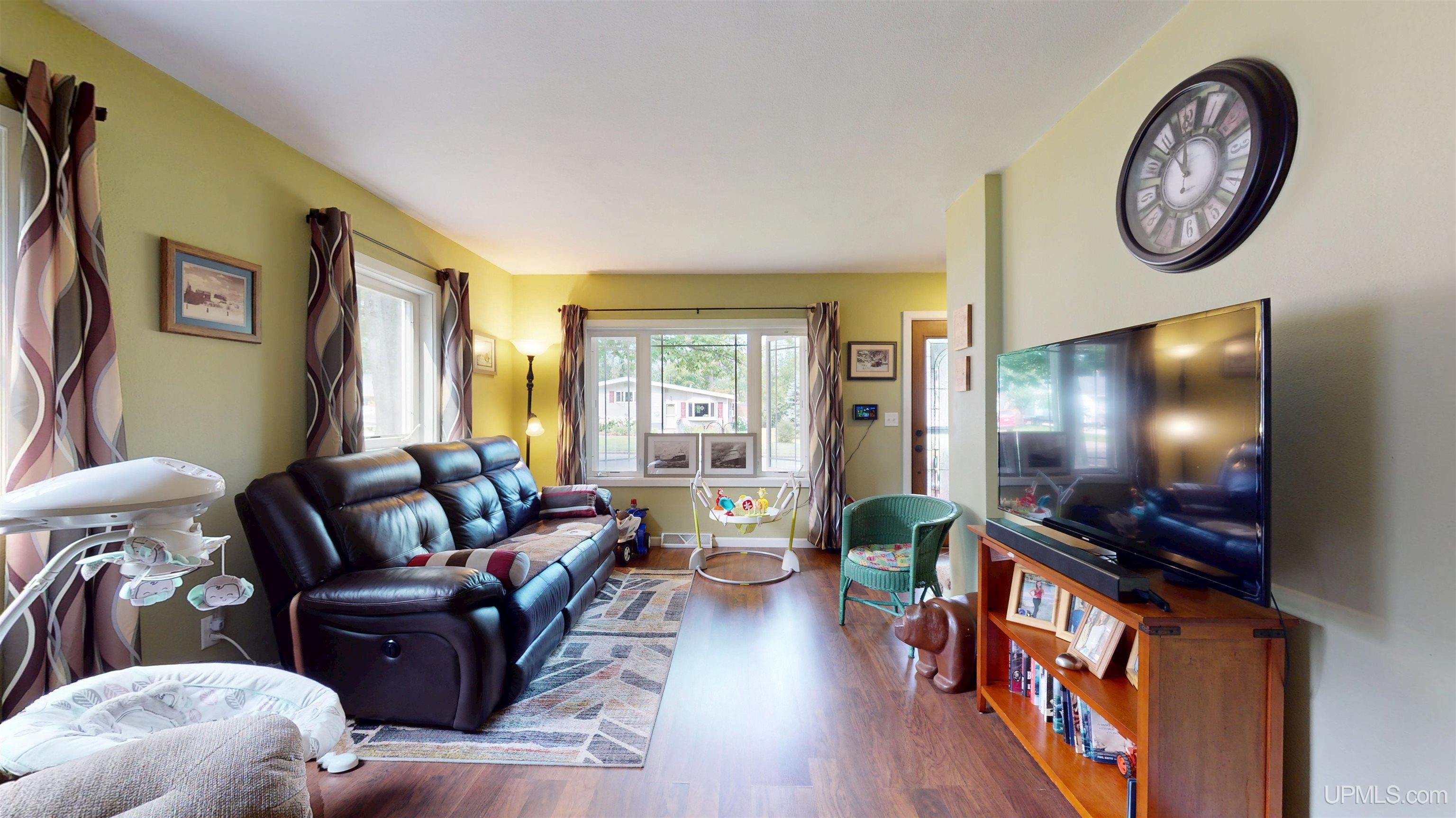 1624 Woodland Avenue