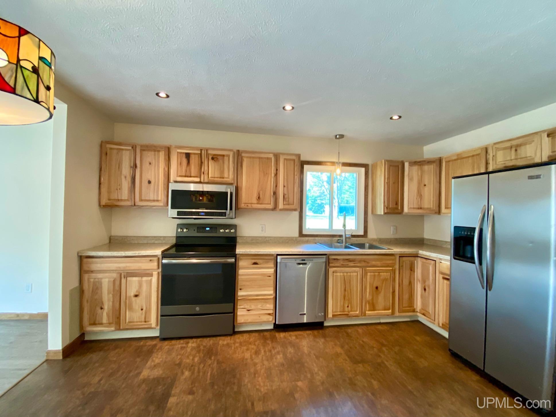 1705 Woodland Avenue