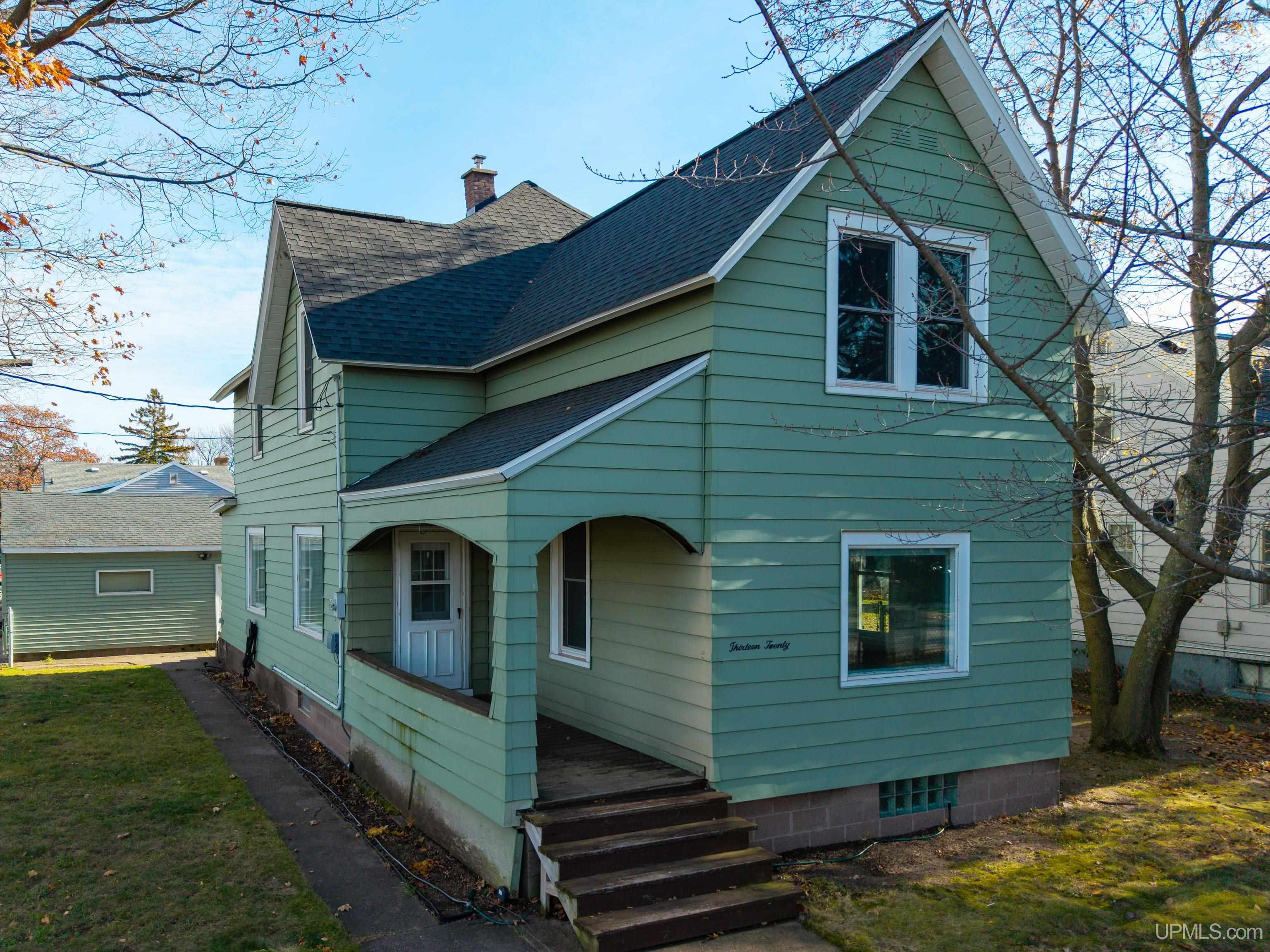 1320 High Street