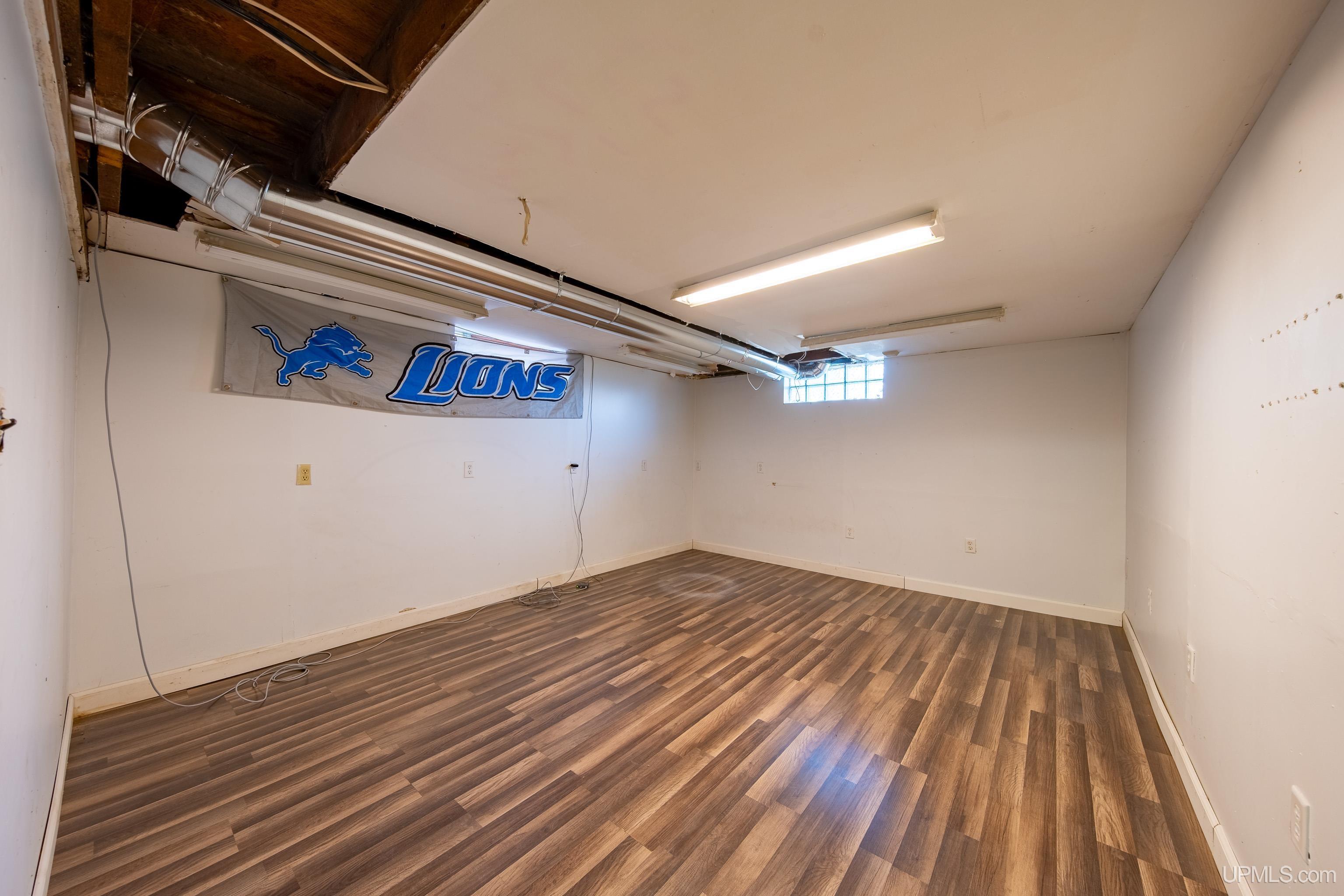 1320 High Street