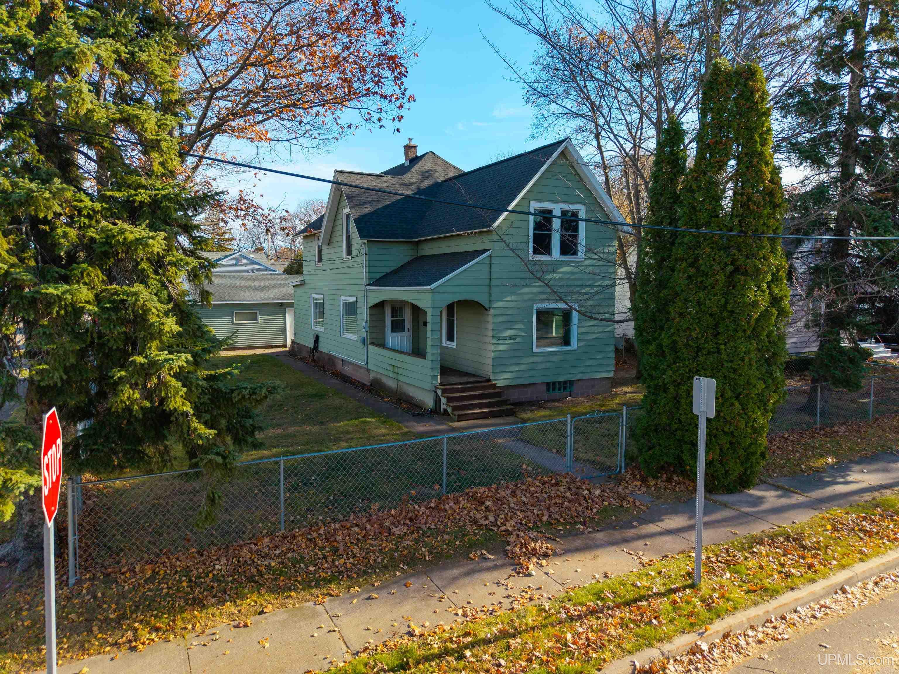 1320 High Street