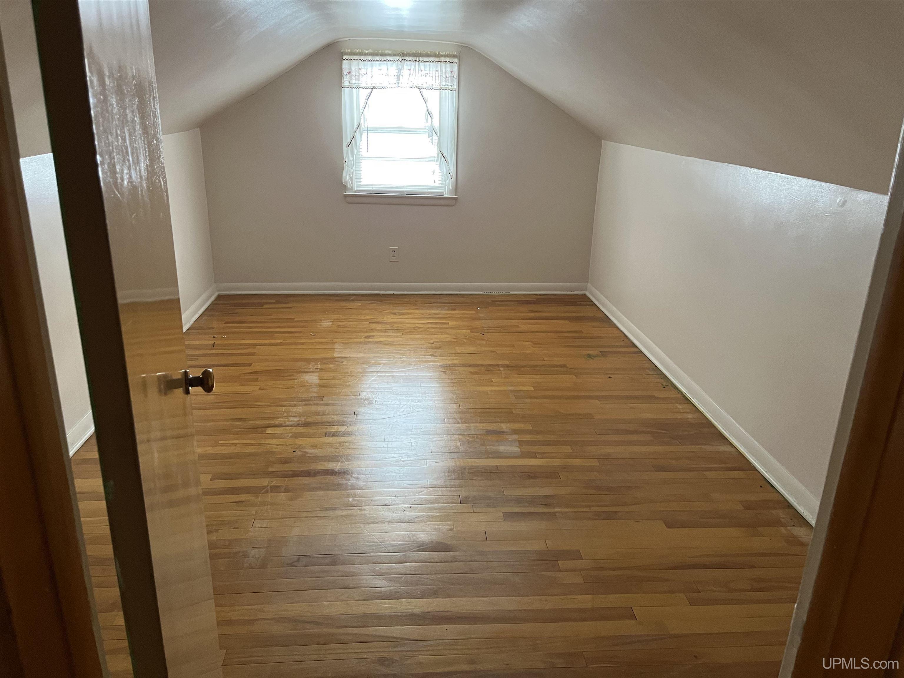 2015 Wetton Avenue